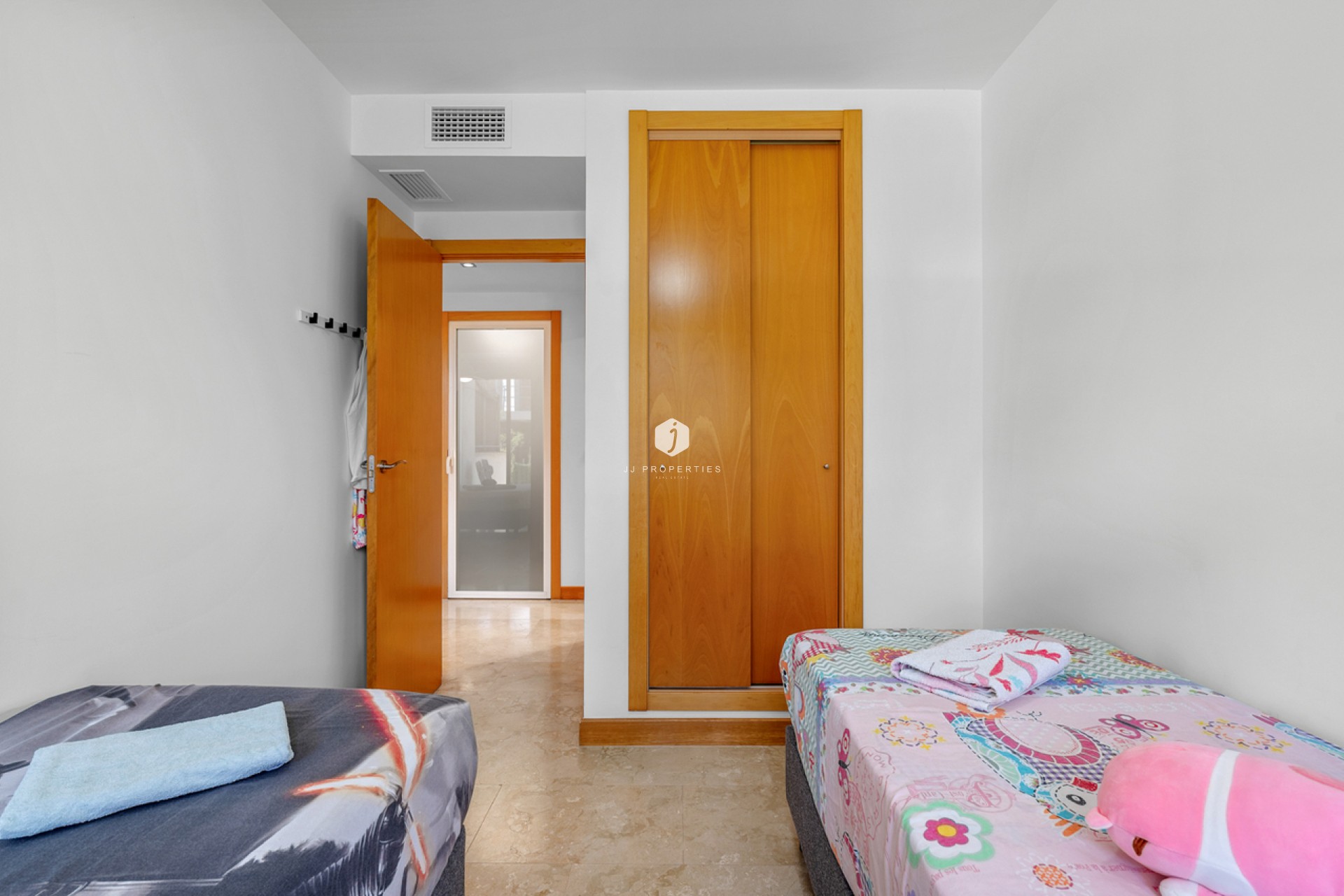 Z drugiej ręki - Mieszkanie w bloku -
Campoamor - Costa Blanca