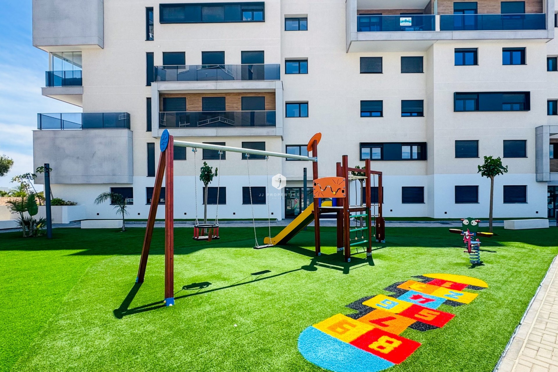 Z drugiej ręki - Mieszkanie w bloku -
Dehesa de Campoamor - Costa Blanca