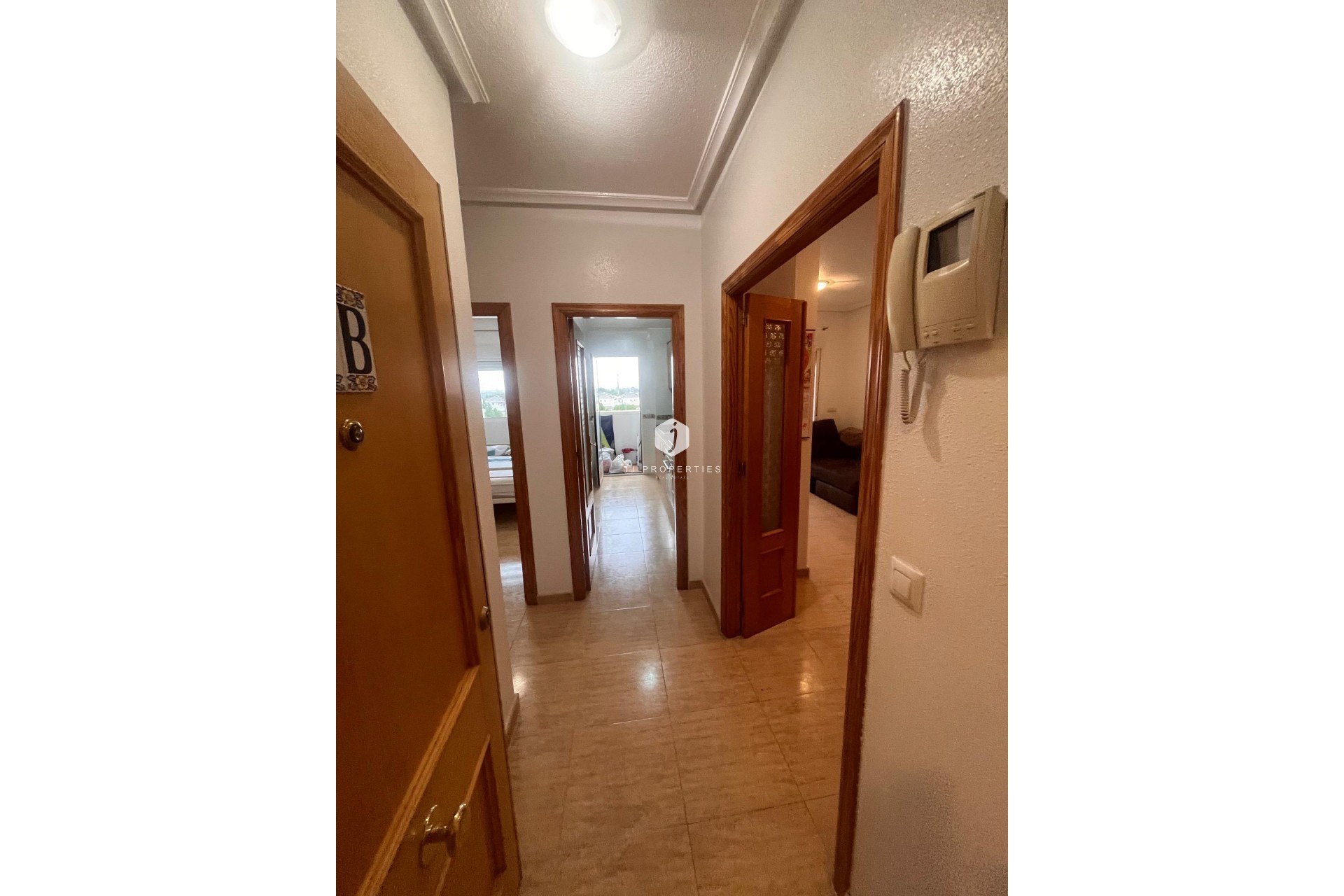 Z drugiej ręki - Mieszkanie w bloku -
Formentera del Segura