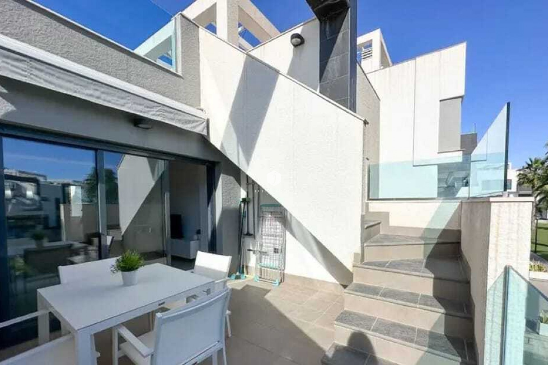 Z drugiej ręki - Mieszkanie w bloku -
Guardamar del Segura - Costa Blanca