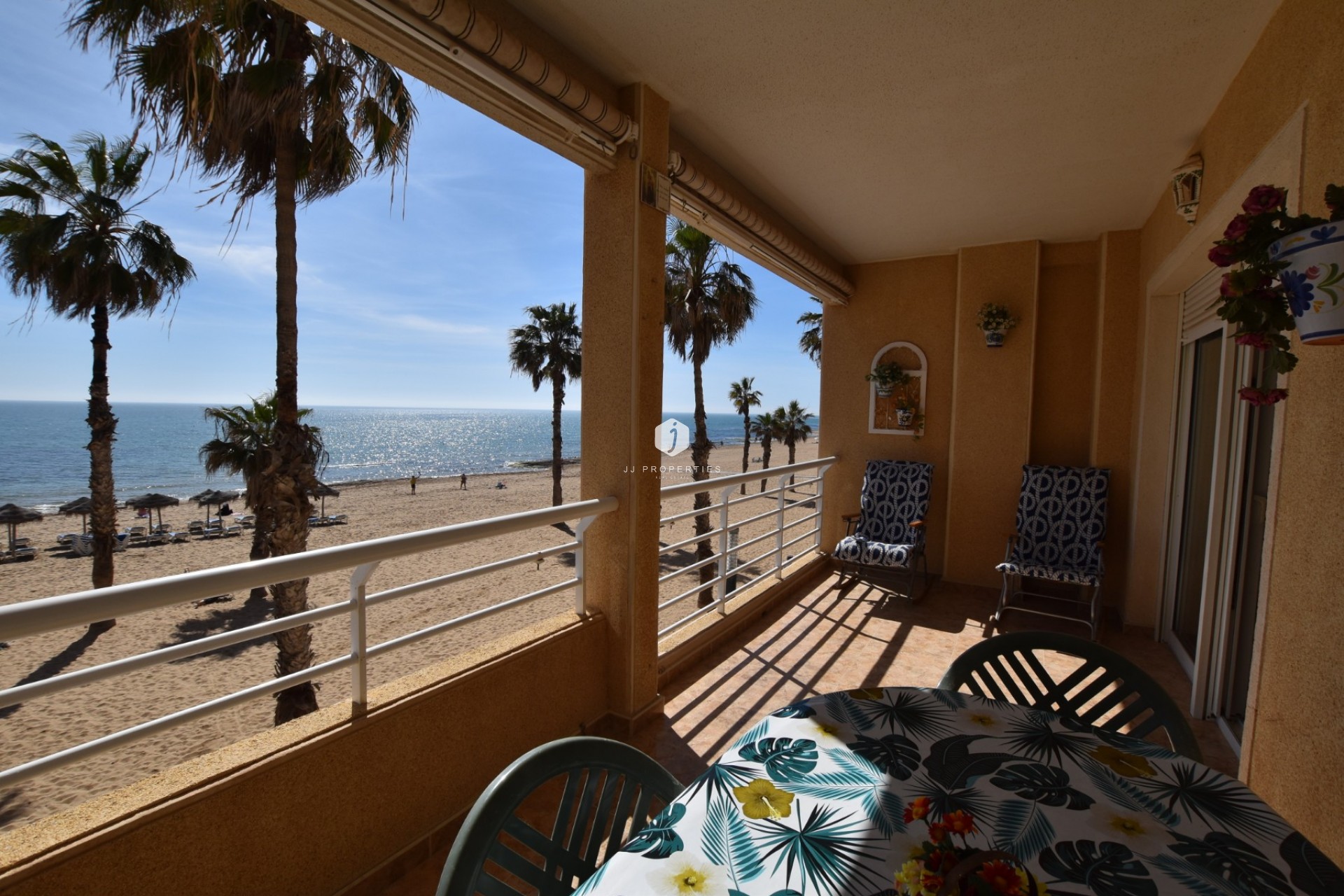 Z drugiej ręki - Mieszkanie w bloku -
La Mata - Costa Blanca