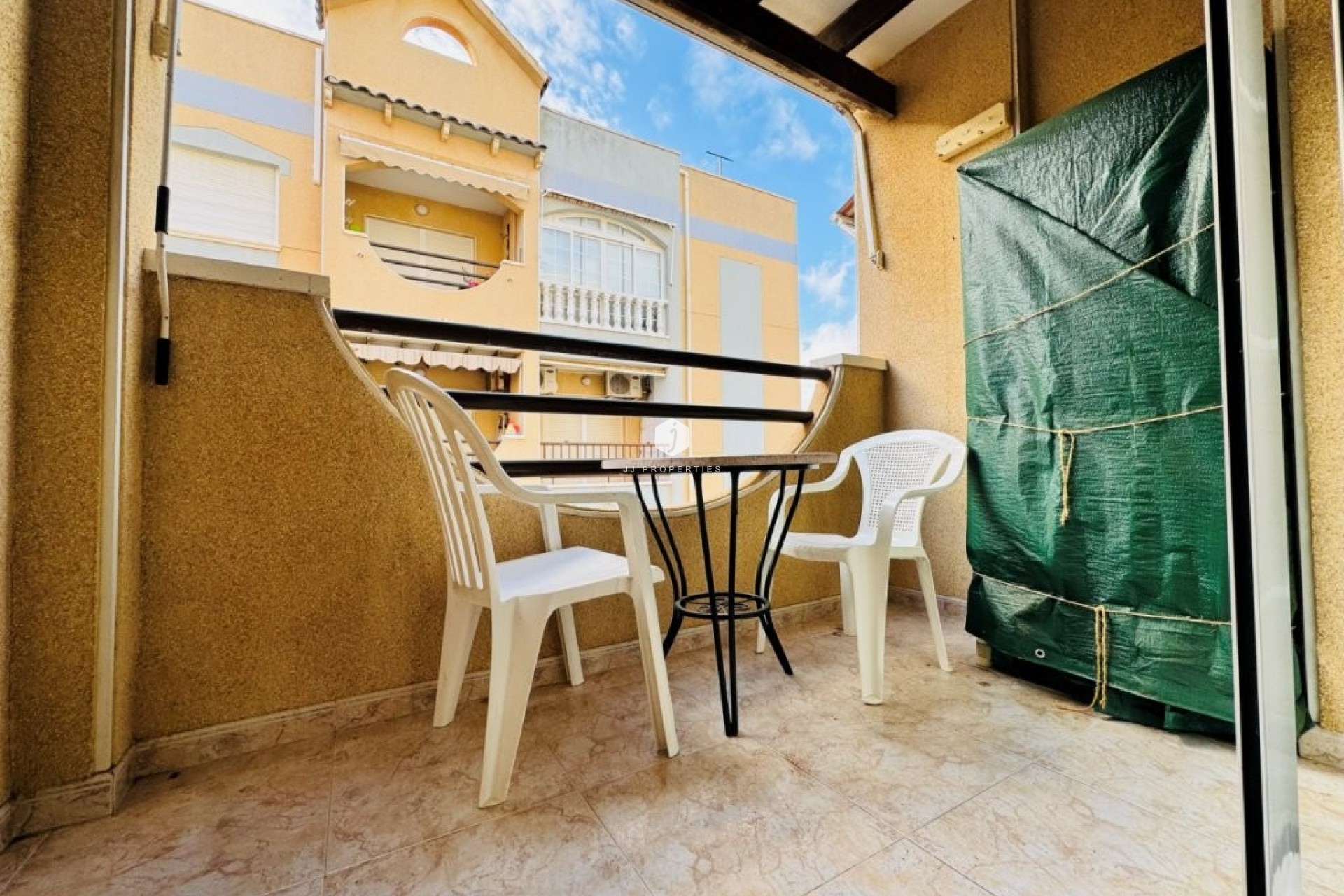 Z drugiej ręki - Mieszkanie w bloku -
La Mata - Costa Blanca