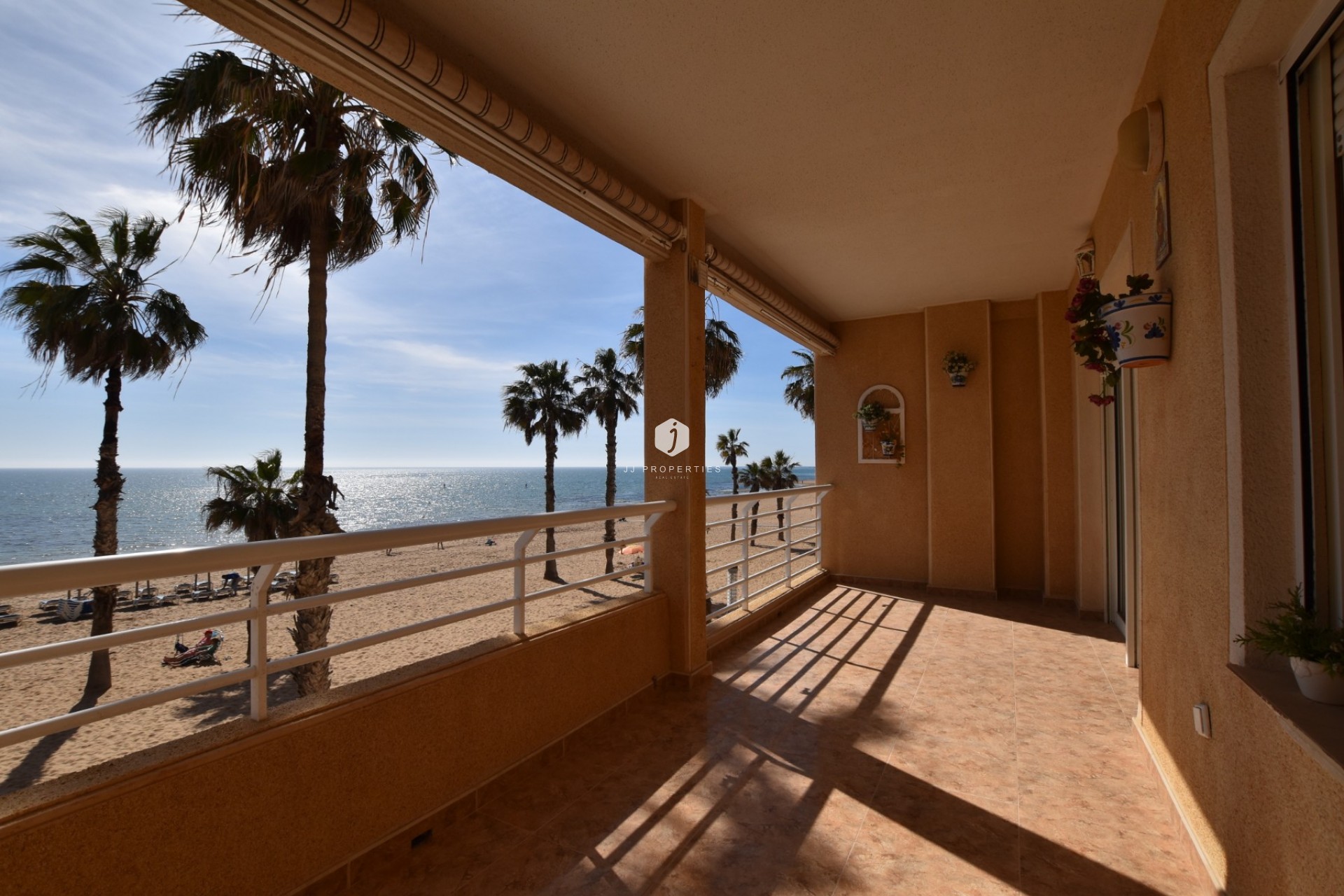 Z drugiej ręki - Mieszkanie w bloku -
La Mata - Costa Blanca