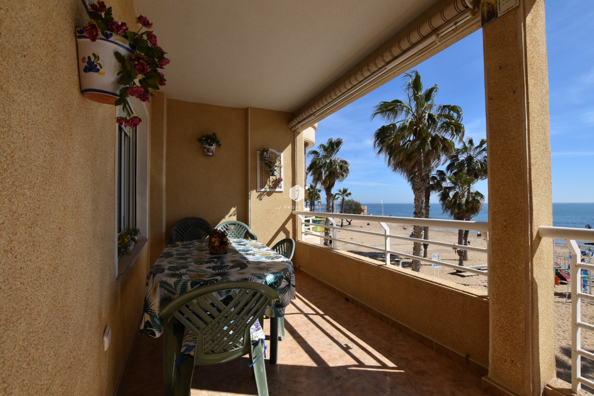 Z drugiej ręki - Mieszkanie w bloku -
La Mata - Costa Blanca