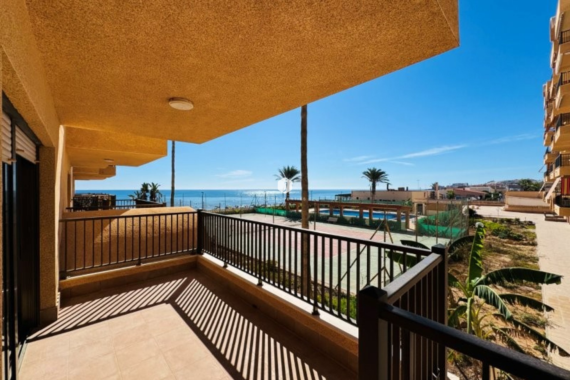 Z drugiej ręki - Mieszkanie w bloku -
La Mata - Costa Blanca