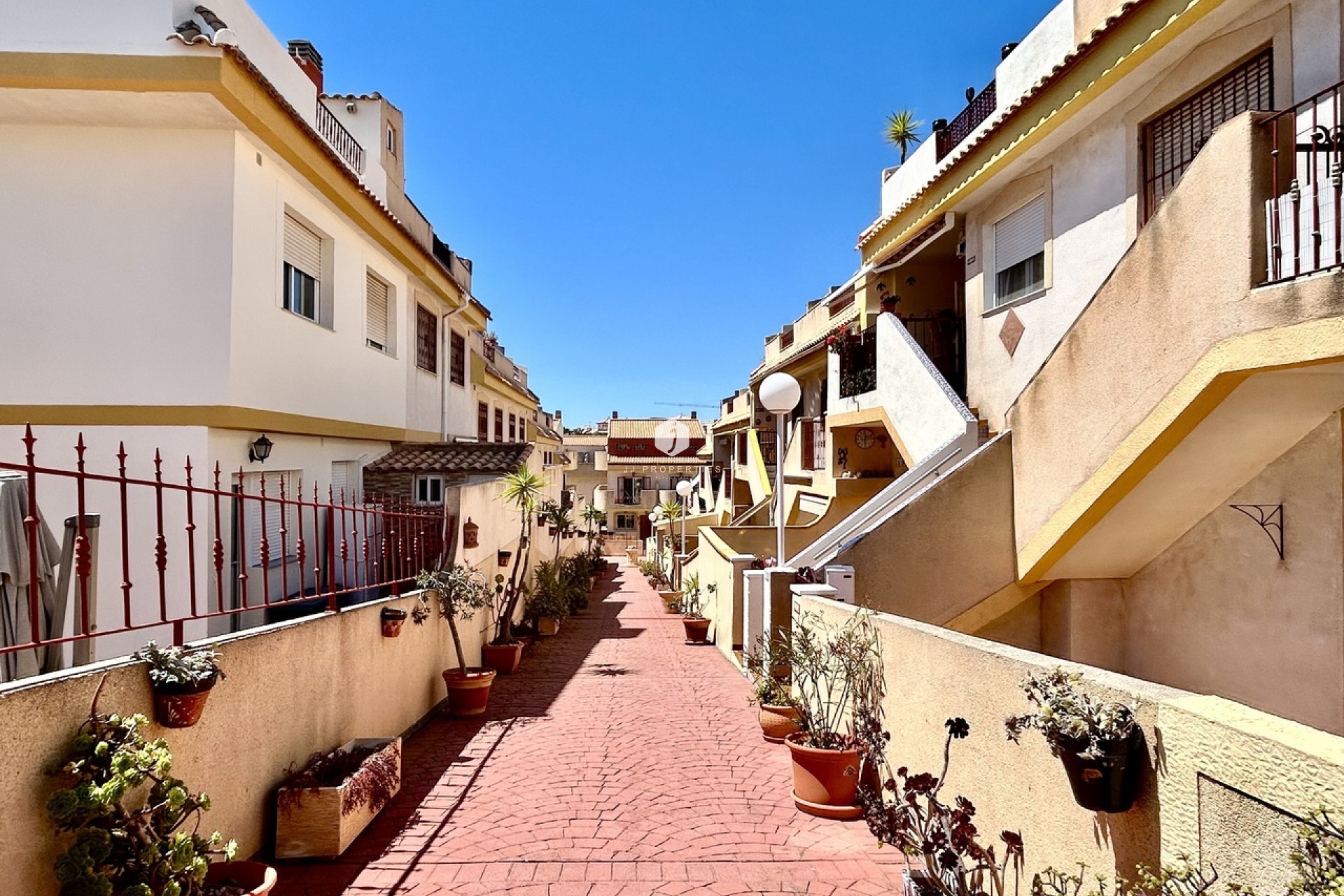 Z drugiej ręki - Mieszkanie w bloku -
La Zenia - Costa Blanca