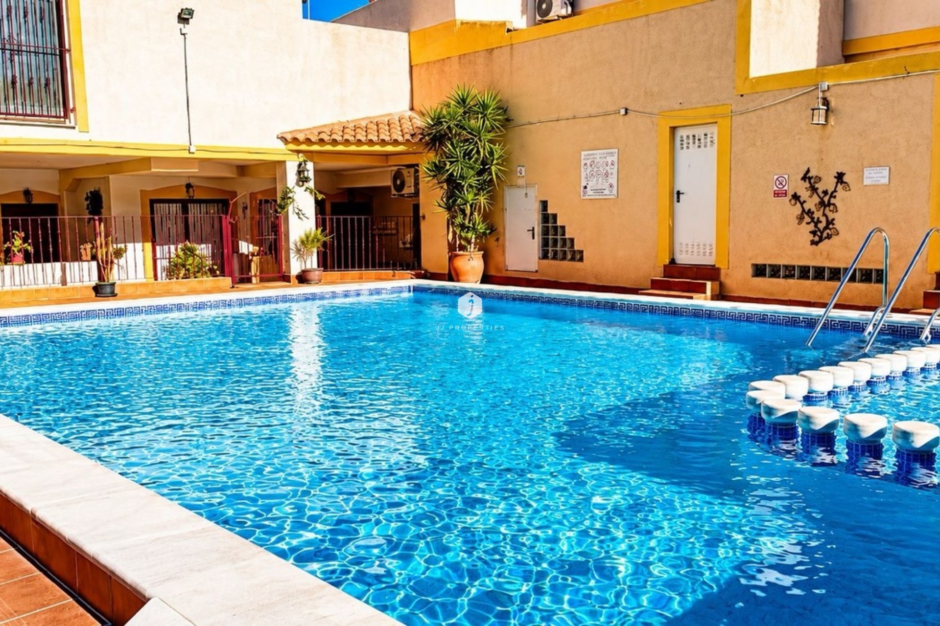 Z drugiej ręki - Mieszkanie w bloku -
La Zenia - Costa Blanca