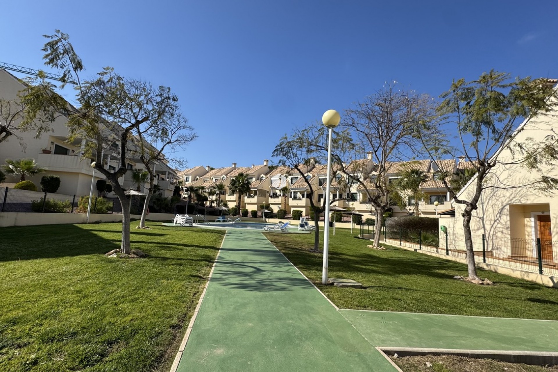 Z drugiej ręki - Mieszkanie w bloku -
Lomas De Campoamor - Costa Blanca