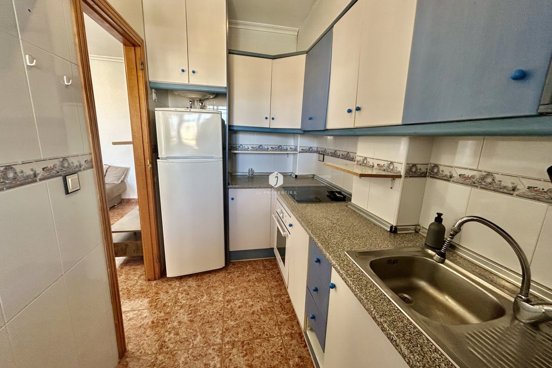 Z drugiej ręki - Mieszkanie w bloku -
Los Altos - Costa Blanca