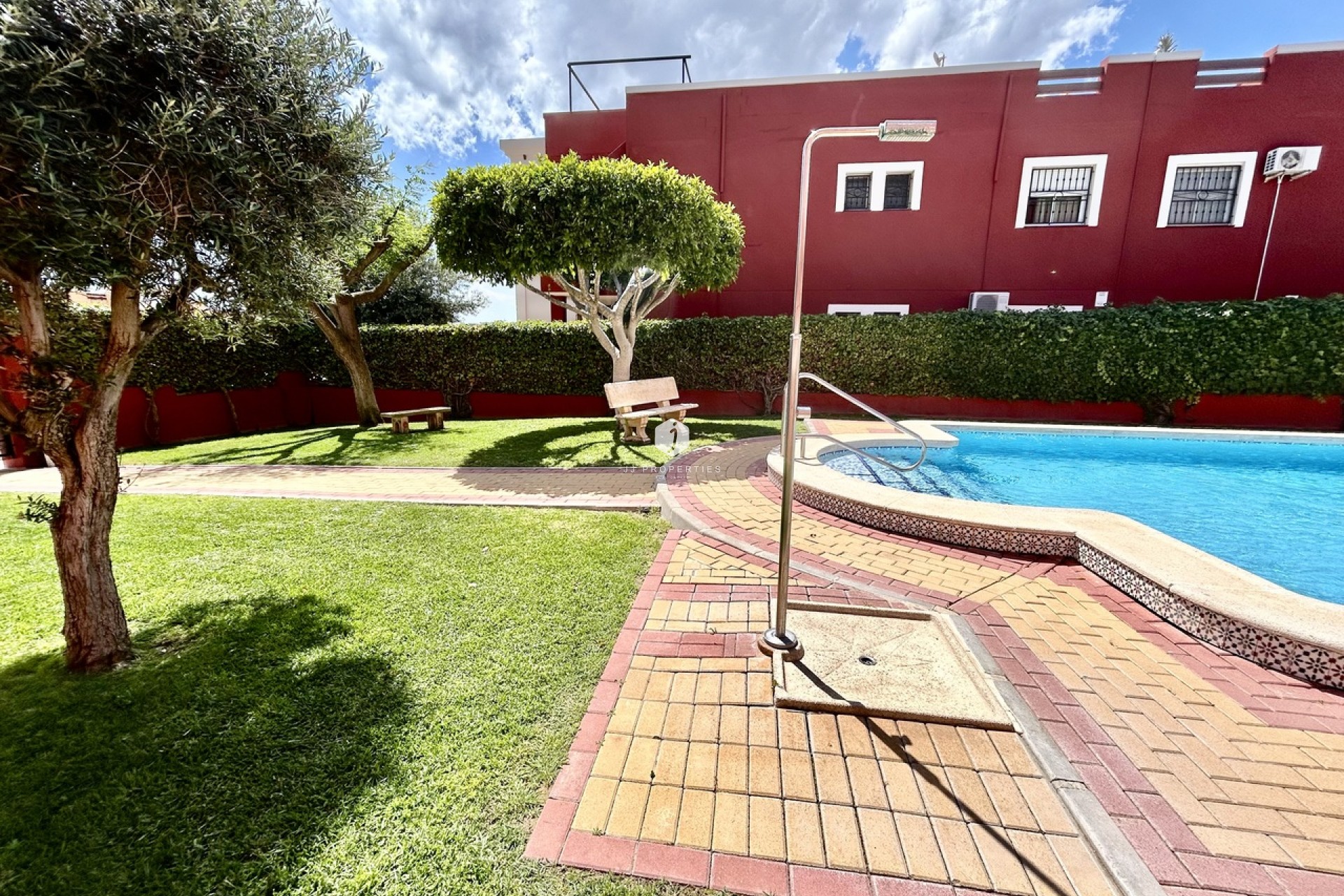 Z drugiej ręki - Mieszkanie w bloku -
Los Altos - Costa Blanca