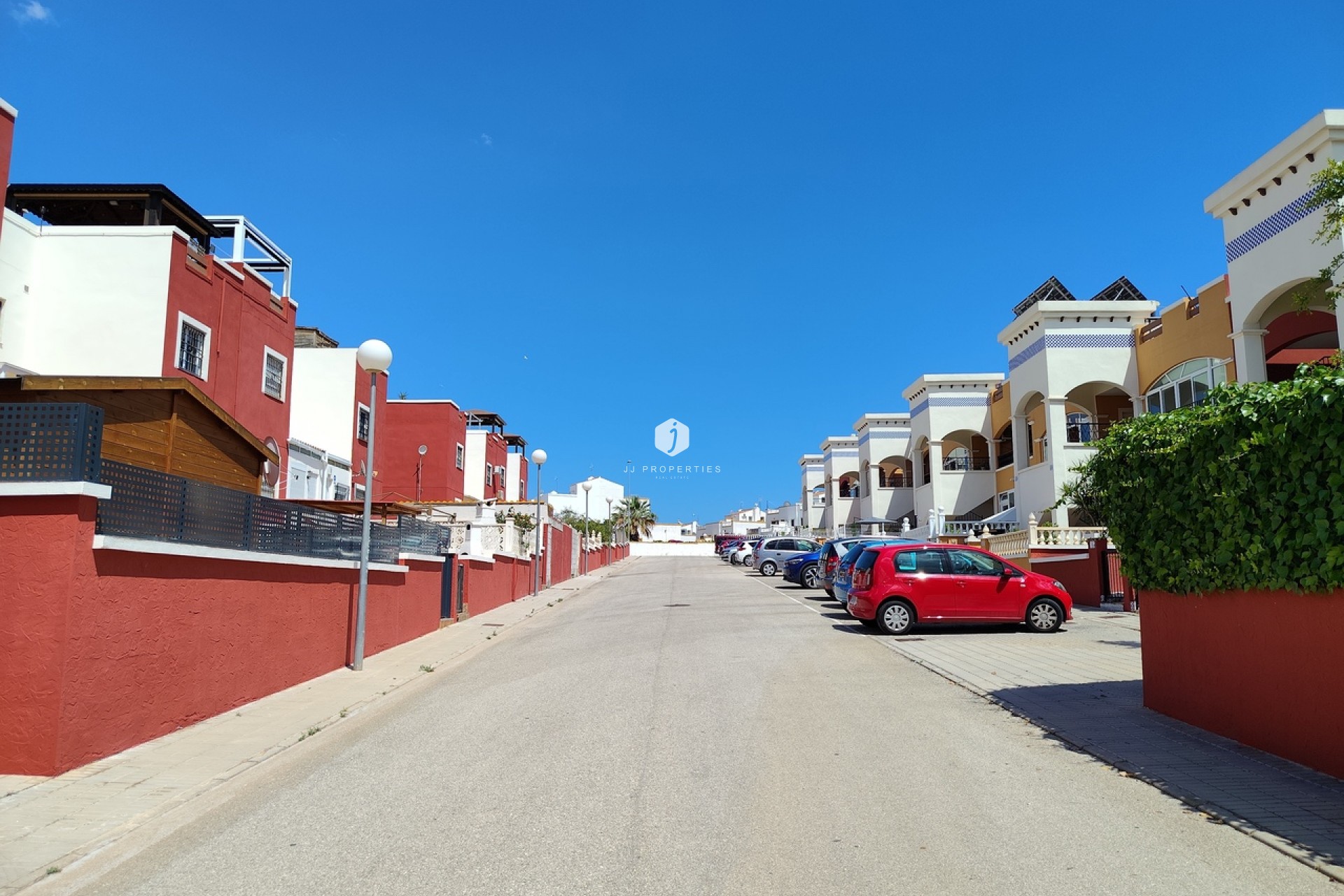 Z drugiej ręki - Mieszkanie w bloku -
Los Altos - Costa Blanca