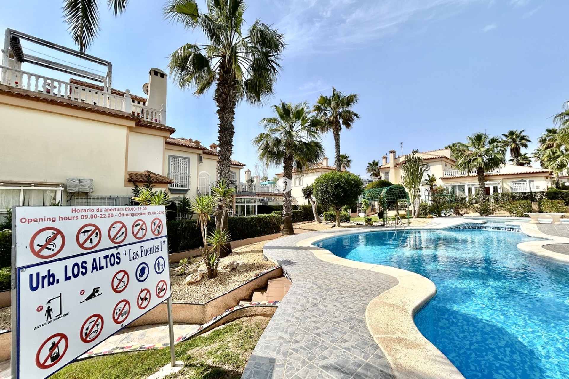 Z drugiej ręki - Mieszkanie w bloku -
Los Altos - Costa Blanca