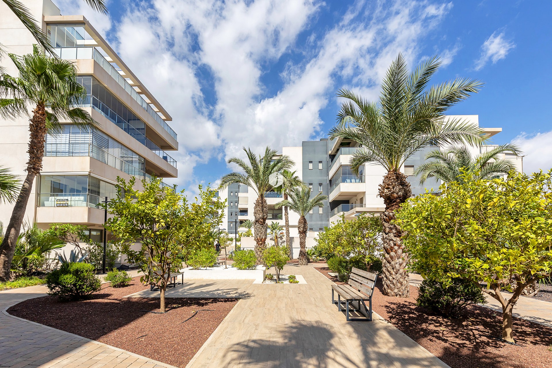 Z drugiej ręki - Mieszkanie w bloku -
Orihuela Costa - Costa Blanca