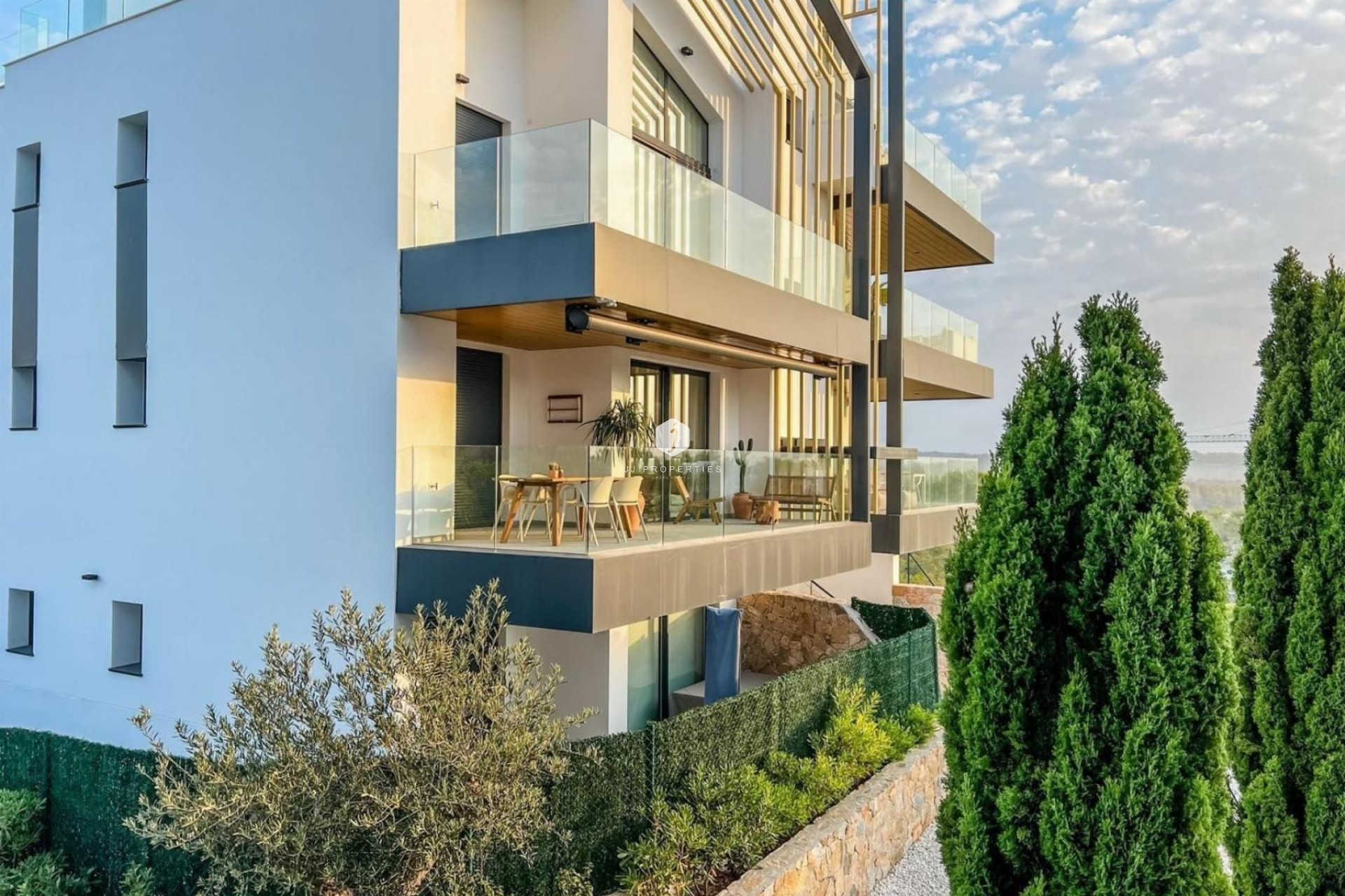 Z drugiej ręki - Mieszkanie w bloku -
Orihuela Costa - Costa Blanca