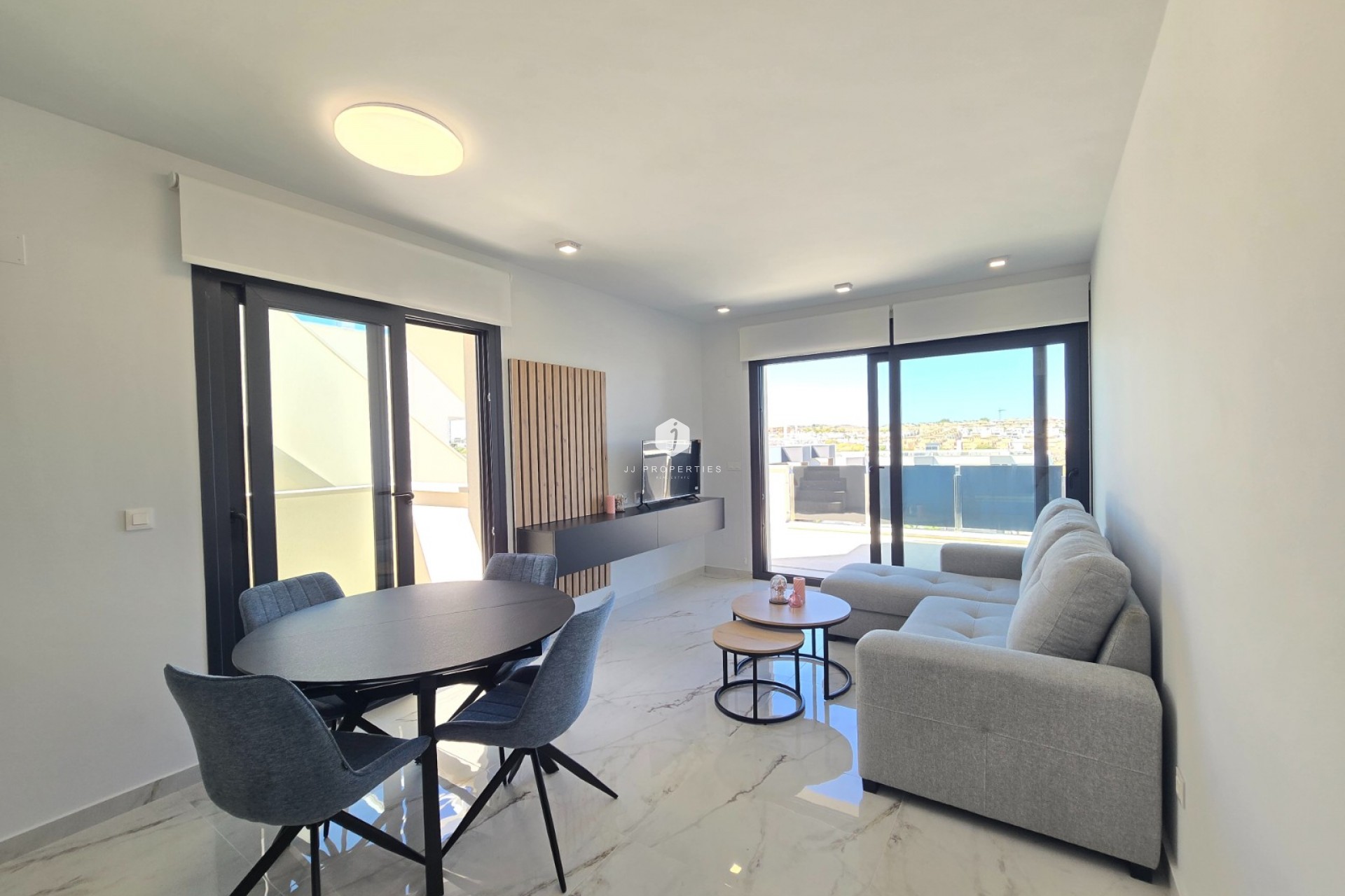 Z drugiej ręki - Mieszkanie w bloku -
Orihuela Costa - Costa Blanca