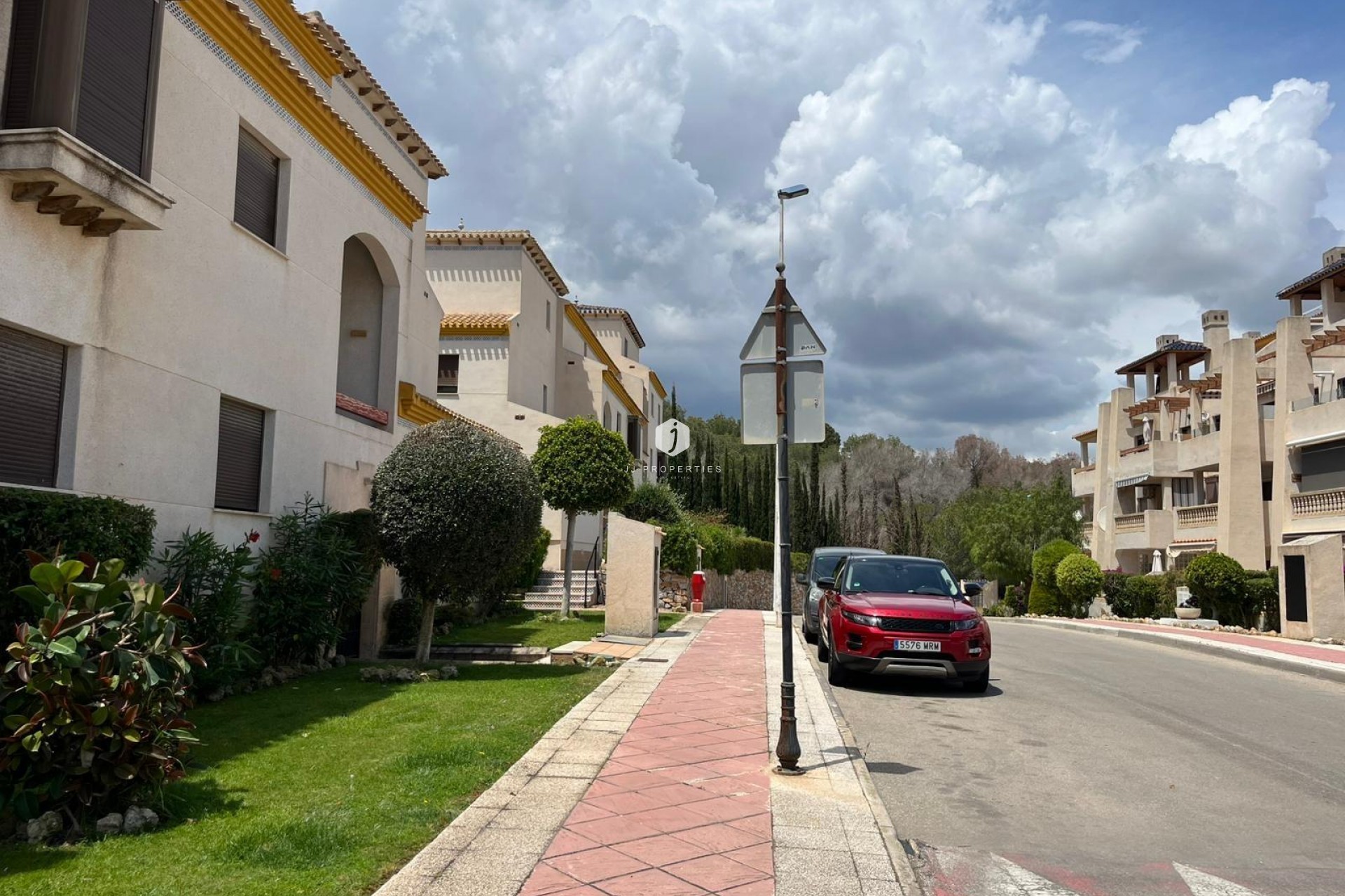 Z drugiej ręki - Mieszkanie w bloku -
Orihuela Costa - Las Ramblas