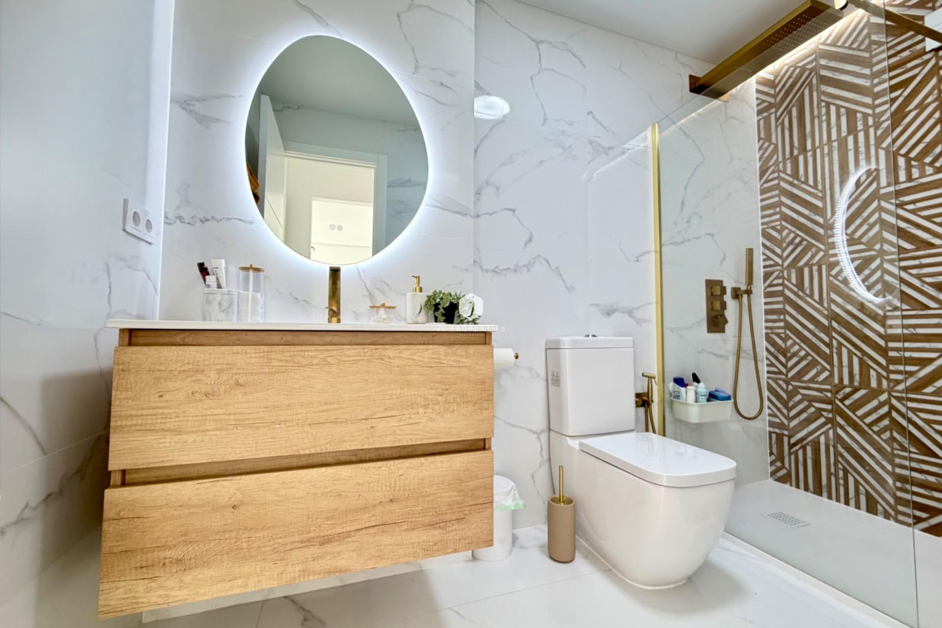 Z drugiej ręki - Mieszkanie w bloku -
Orihuela Costa - Playa Flamenca Norte