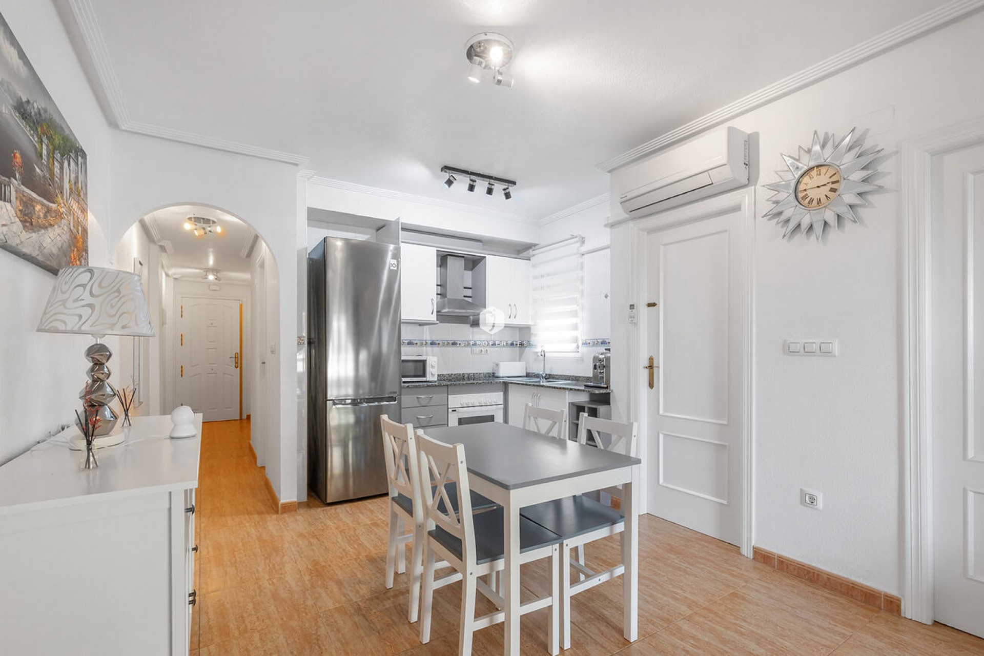 Z drugiej ręki - Mieszkanie w bloku -
Orihuela Costa - Playa Flamenca