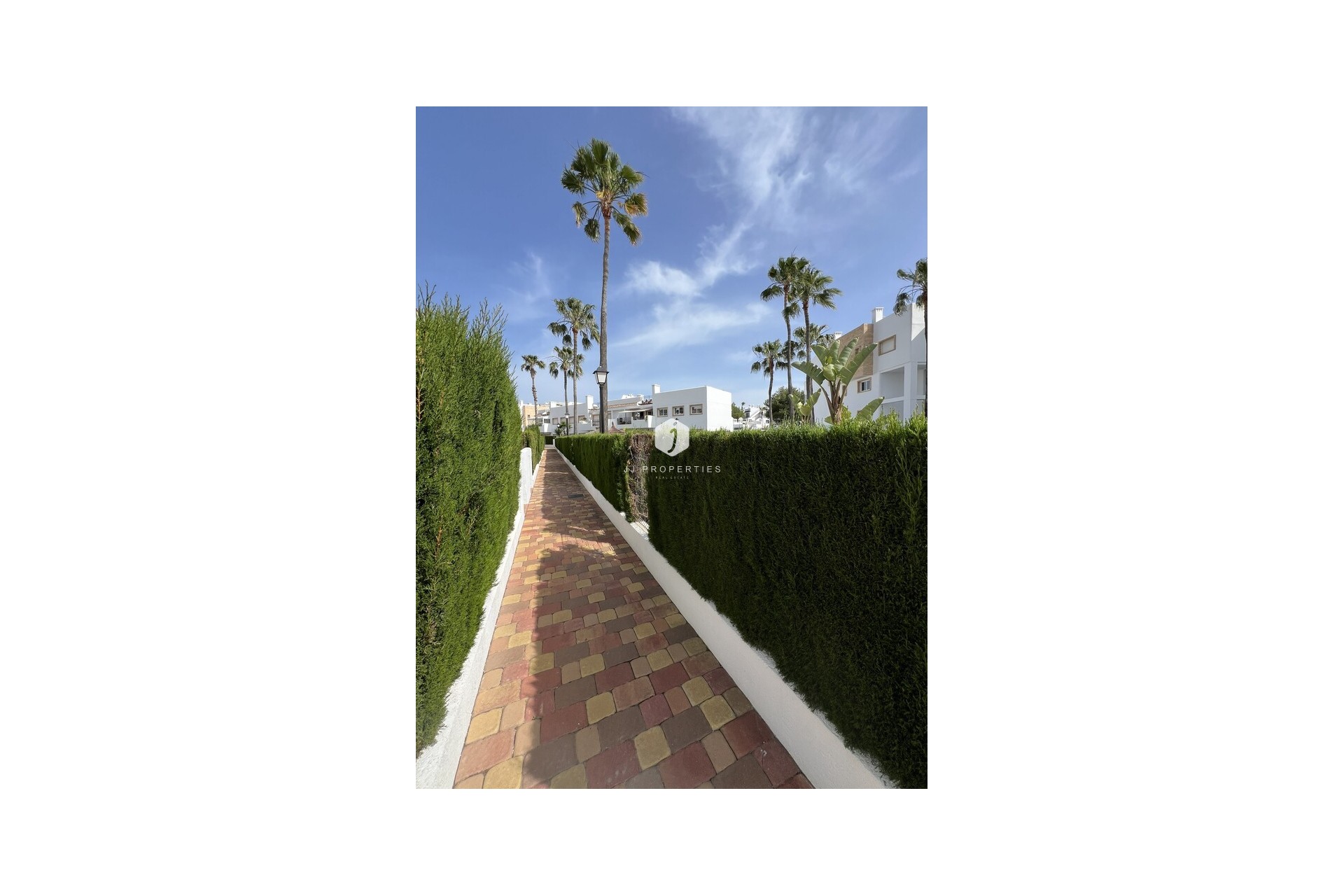 Z drugiej ręki - Mieszkanie w bloku -
Orihuela Costa - Villamartín