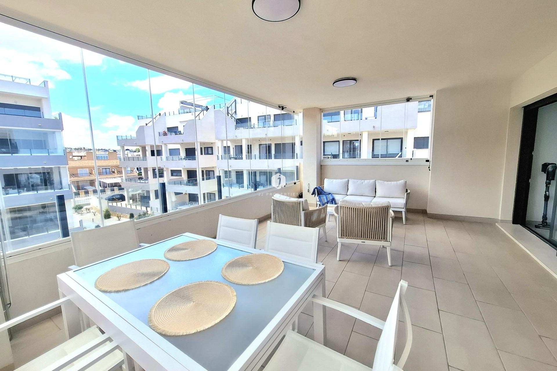 Z drugiej ręki - Mieszkanie w bloku -
Orihuela Costa - Villamartín
