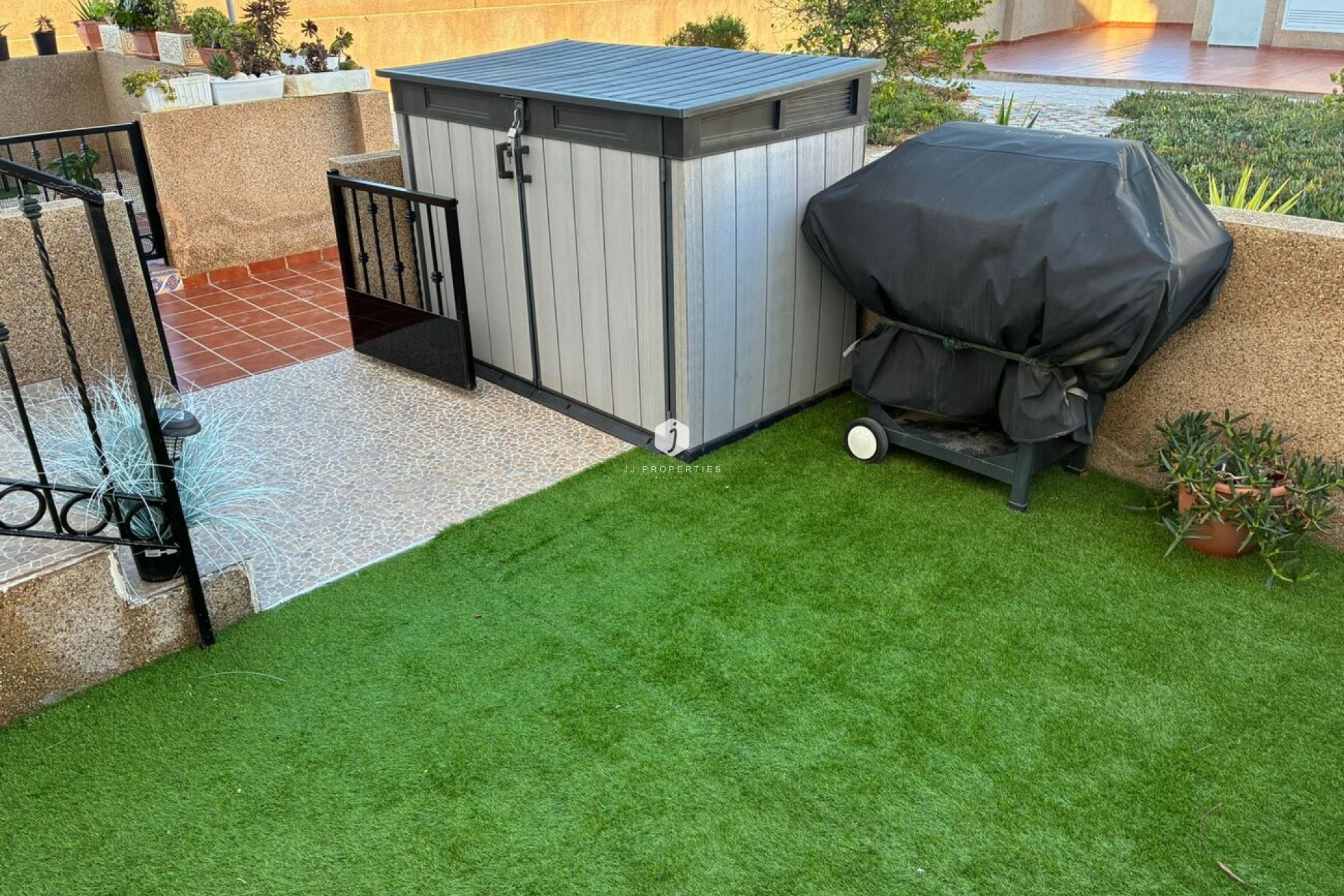 Z drugiej ręki - Mieszkanie w bloku -
Punta Prima - Costa Blanca