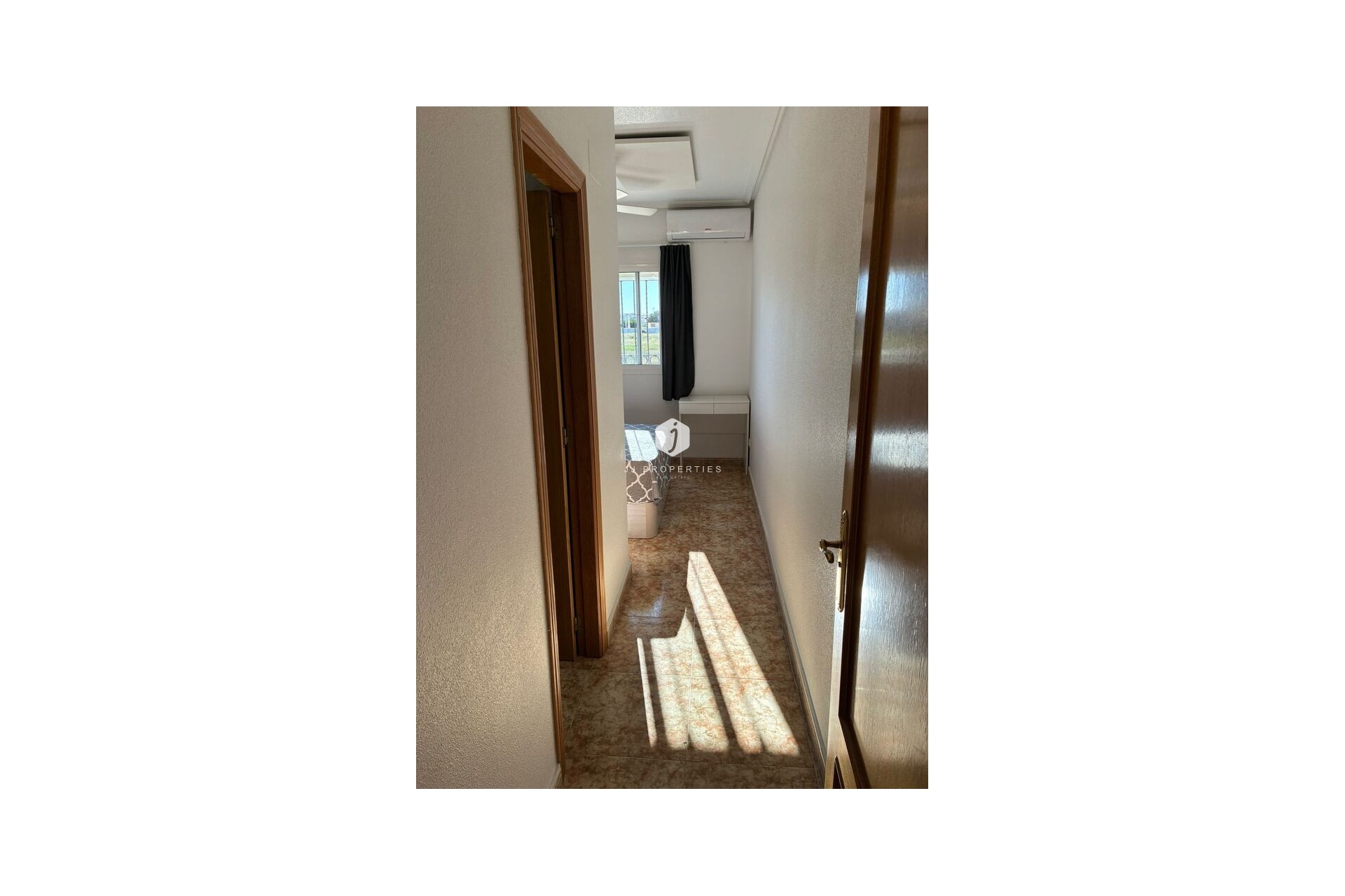 Z drugiej ręki - Mieszkanie w bloku -
Punta Prima - Costa Blanca