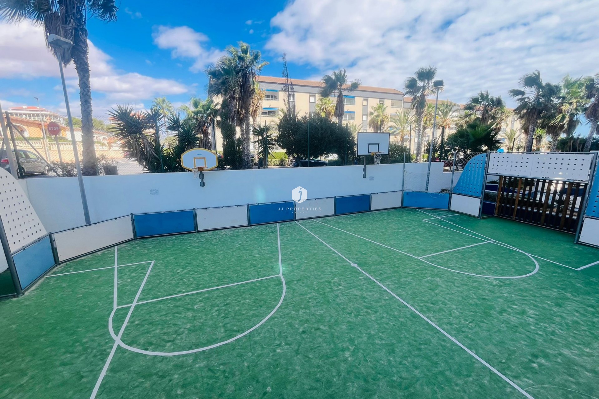 Z drugiej ręki - Mieszkanie w bloku -
Punta Prima - Costa Blanca