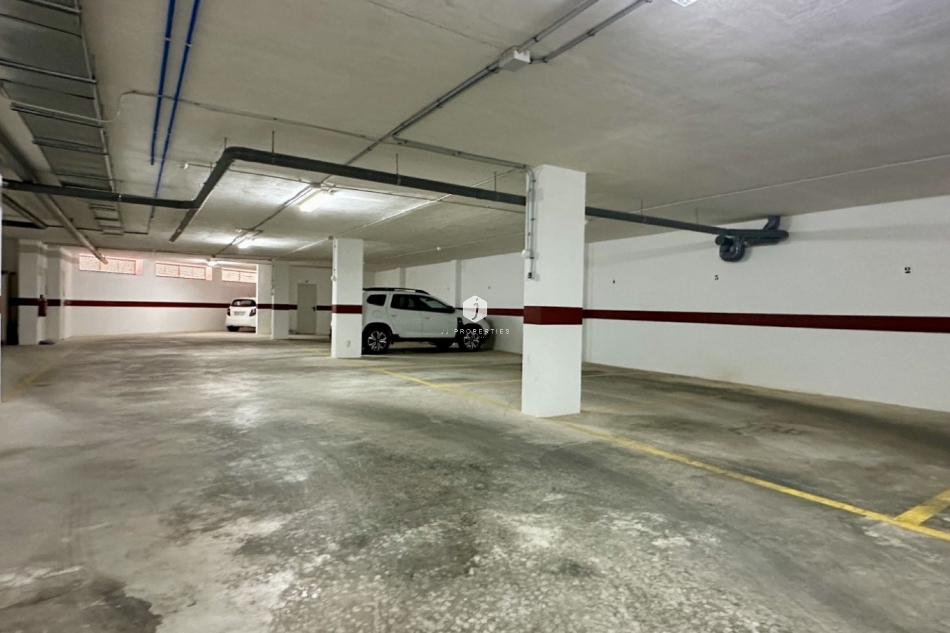 Z drugiej ręki - Mieszkanie w bloku -
San Miguel de Salinas - Inland