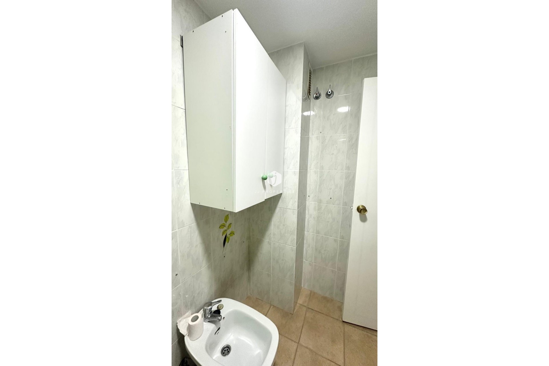 Z drugiej ręki - Mieszkanie w bloku -
Torrevieja - Acequion