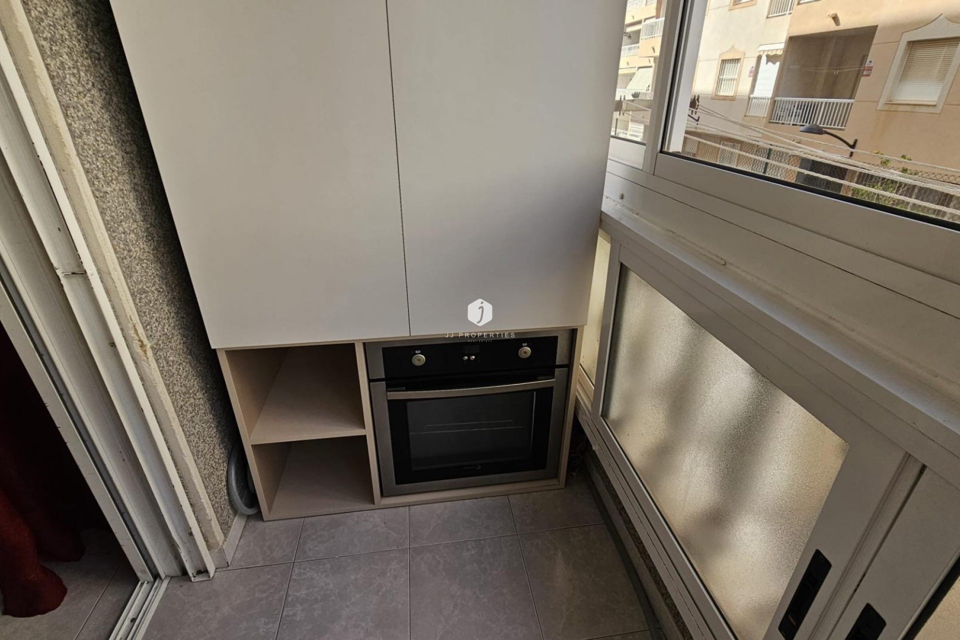 Z drugiej ręki - Mieszkanie w bloku -
Torrevieja - Acequion