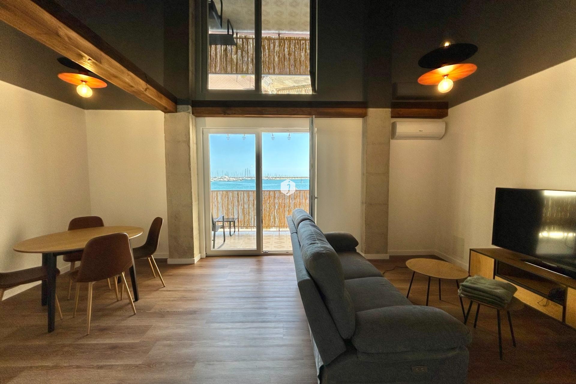 Z drugiej ręki - Mieszkanie w bloku -
Torrevieja - Acequion