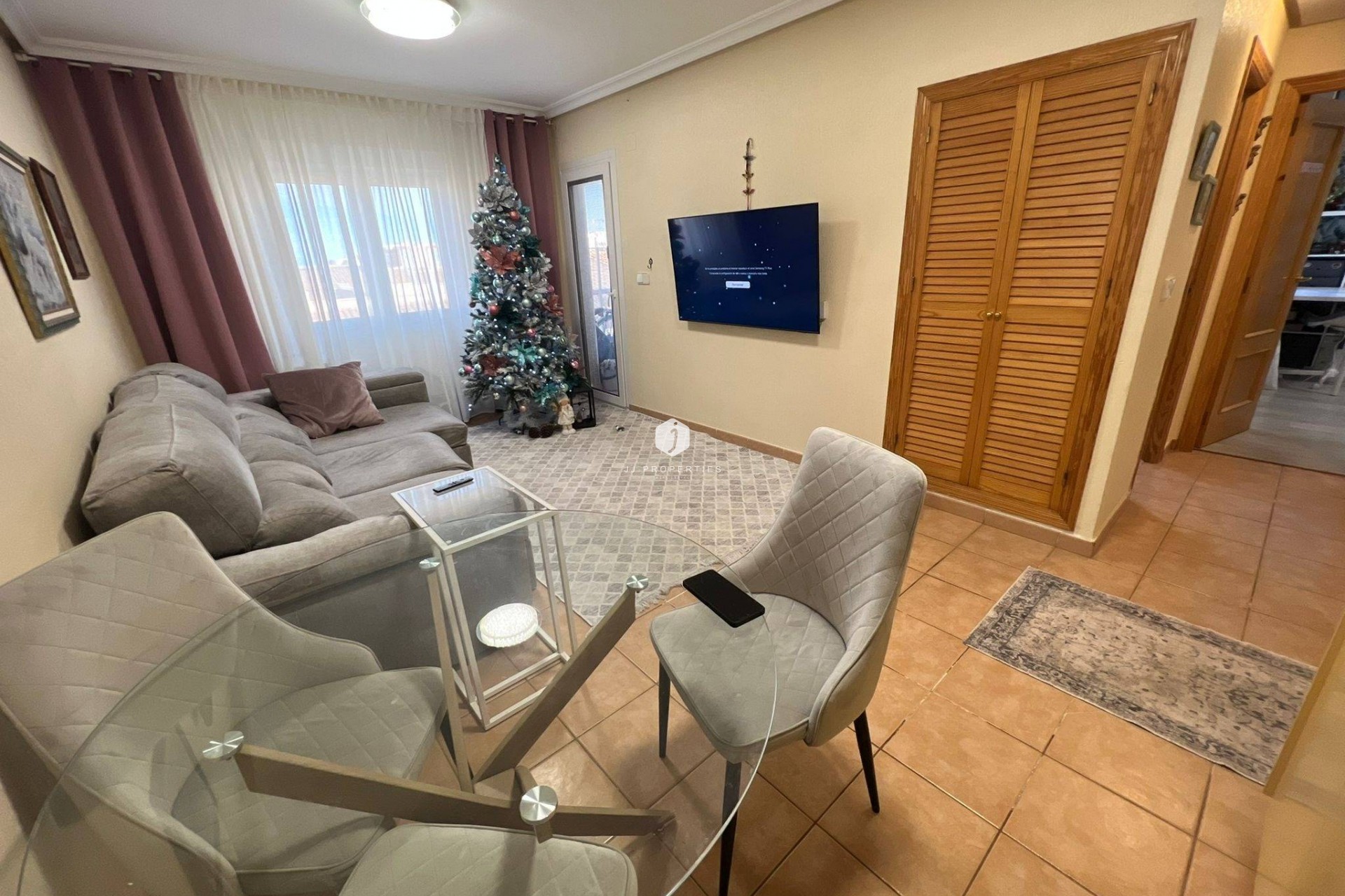 Z drugiej ręki - Mieszkanie w bloku -
Torrevieja - aguas nuevas