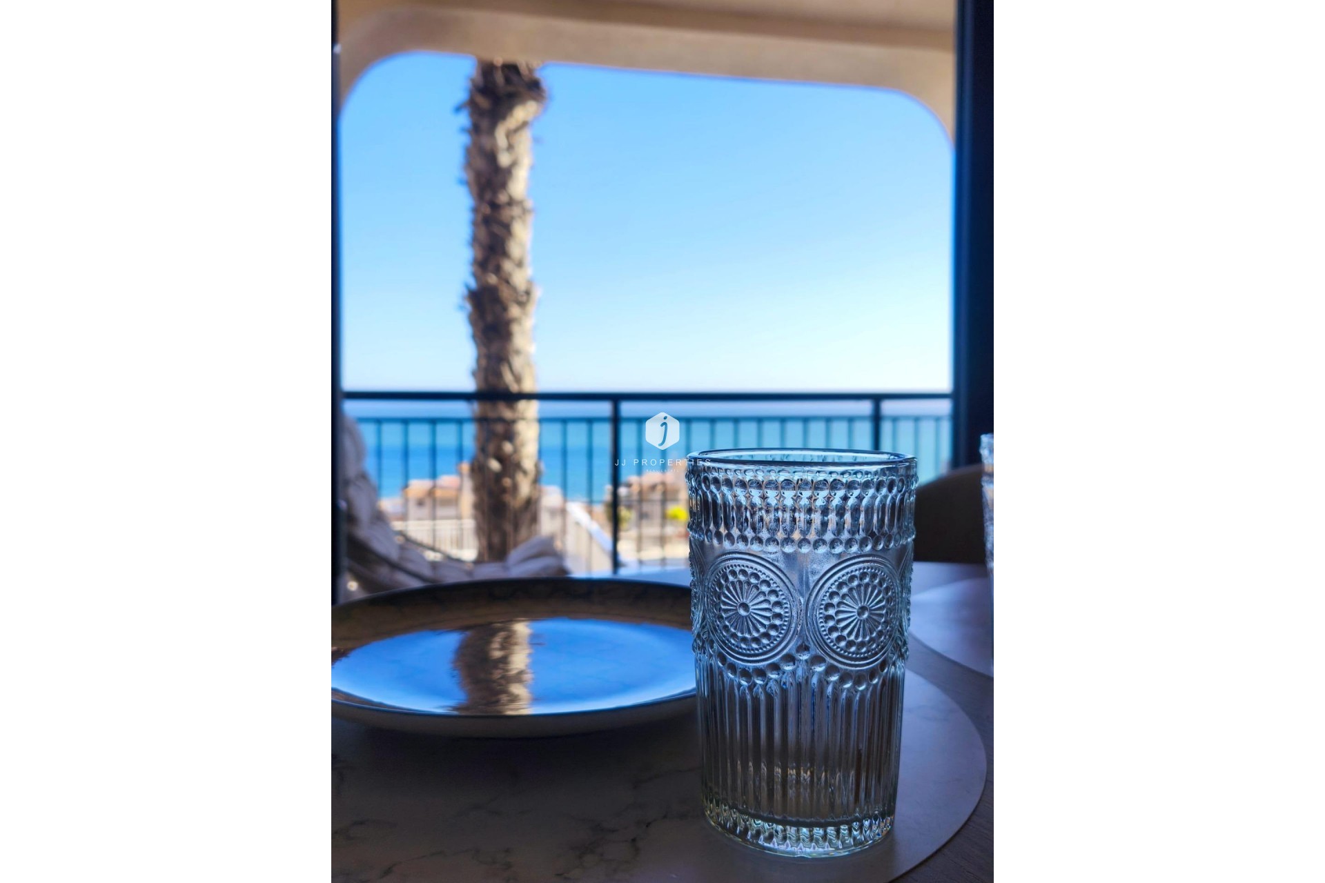 Z drugiej ręki - Mieszkanie w bloku -
Torrevieja - Cabo cervera