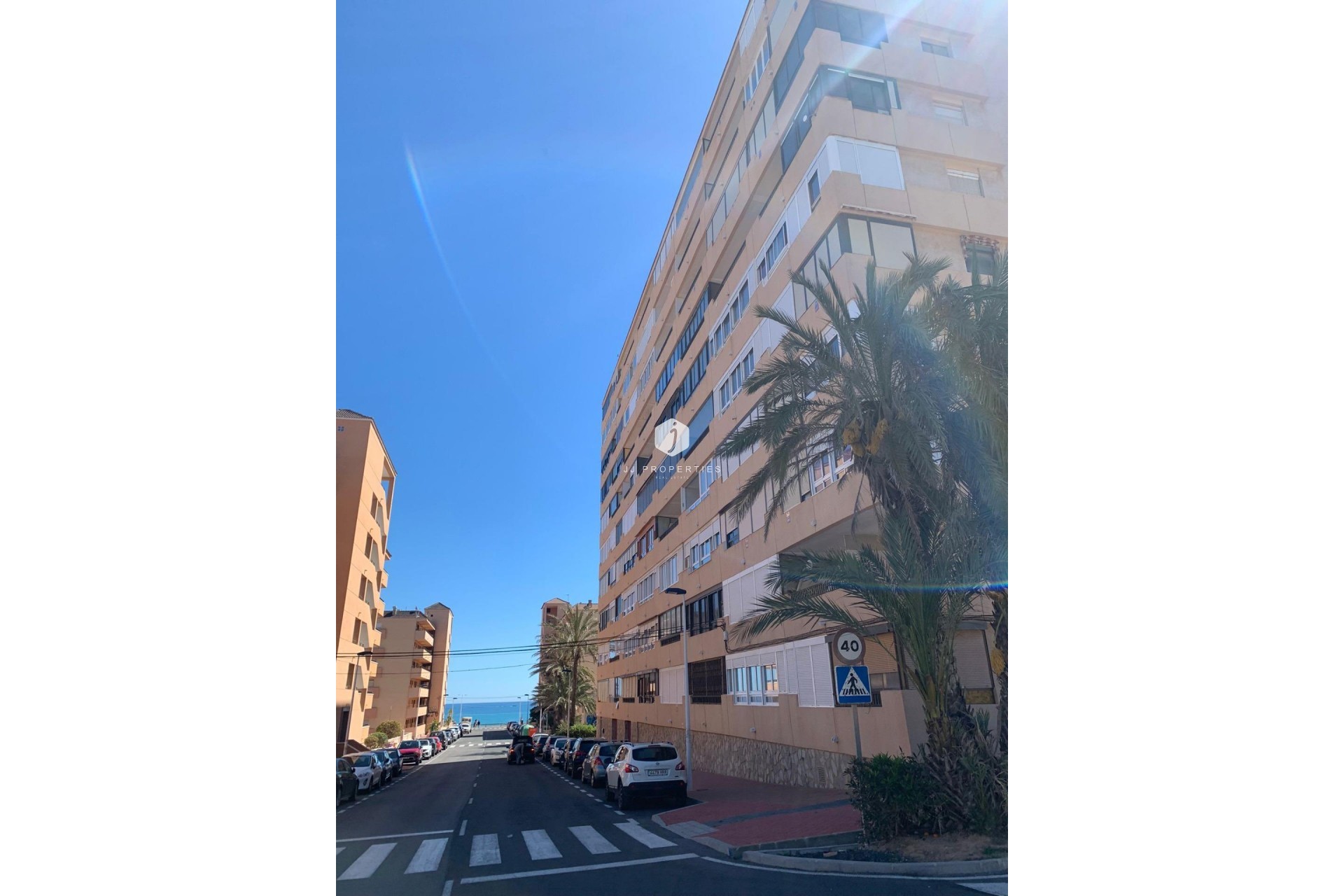 Z drugiej ręki - Mieszkanie w bloku -
Torrevieja - Cabo cervera