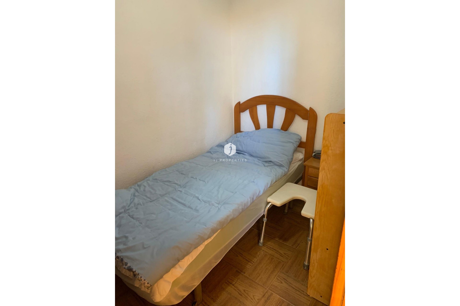 Z drugiej ręki - Mieszkanie w bloku -
Torrevieja - Cabo cervera