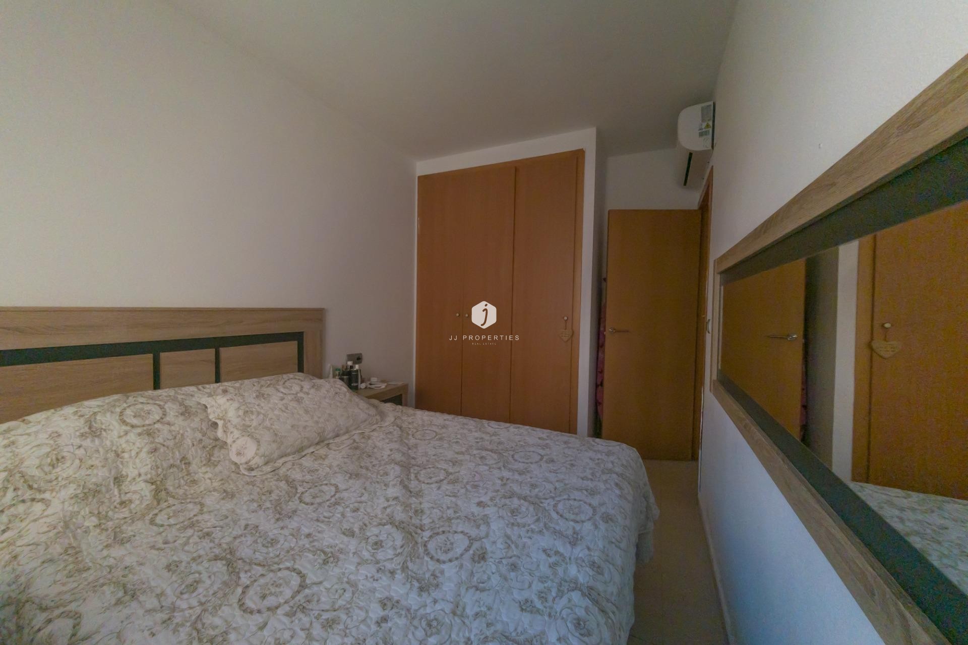 Z drugiej ręki - Mieszkanie w bloku -
Torrevieja - Cala Del Palangre