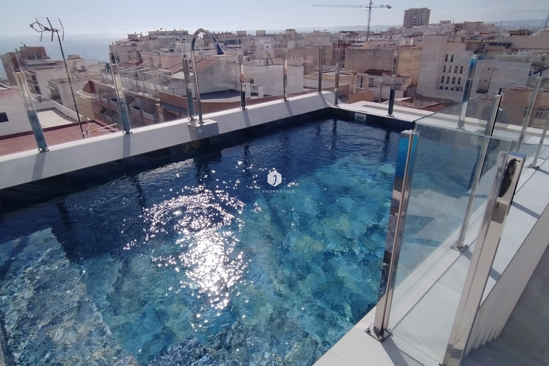 Z drugiej ręki - Mieszkanie w bloku -
Torrevieja - CENTRE PLAYA DEL CURA LAS PISCINAS