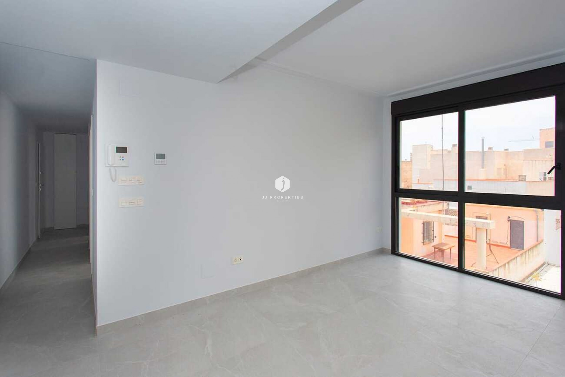 Z drugiej ręki - Mieszkanie w bloku -
Torrevieja - CENTRE PLAYA DEL CURA LAS PISCINAS