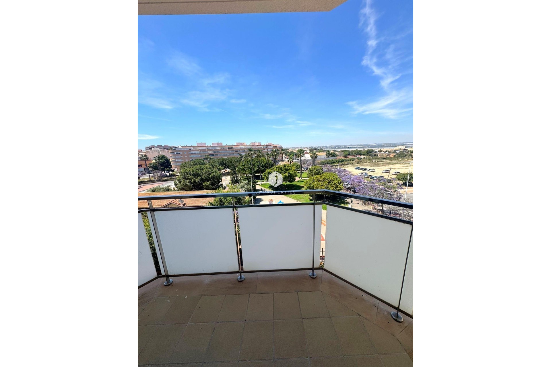 Z drugiej ręki - Mieszkanie w bloku -
Torrevieja - Centro - Muelle Pesquero