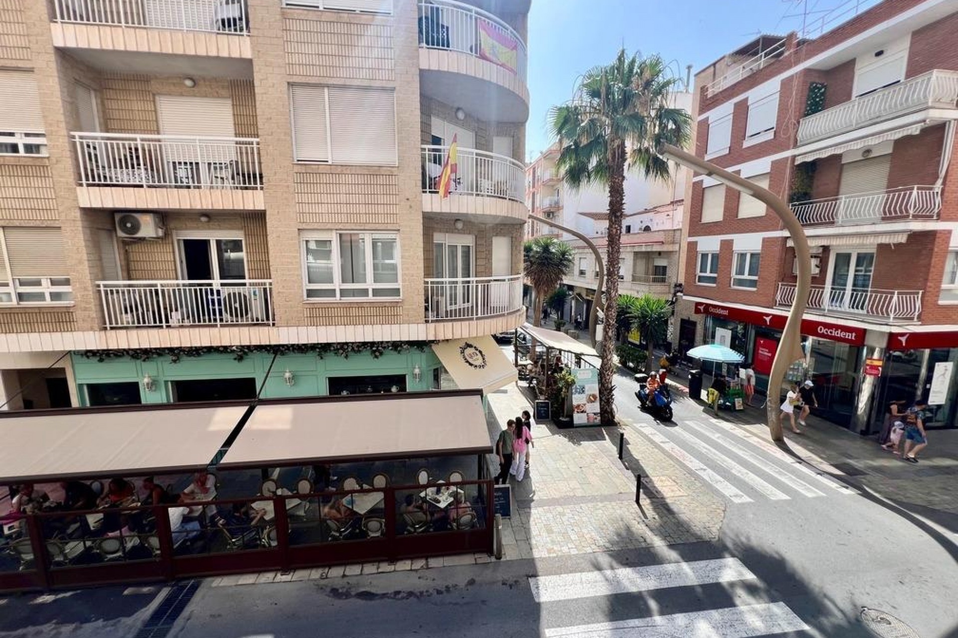 Z drugiej ręki - Mieszkanie w bloku -
Torrevieja - Centro