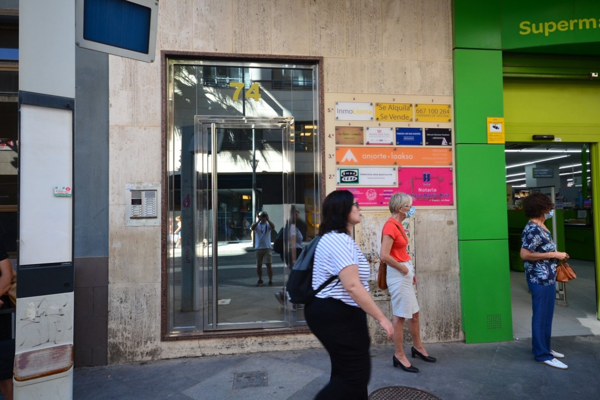 Z drugiej ręki - Mieszkanie w bloku -
Torrevieja - Centro