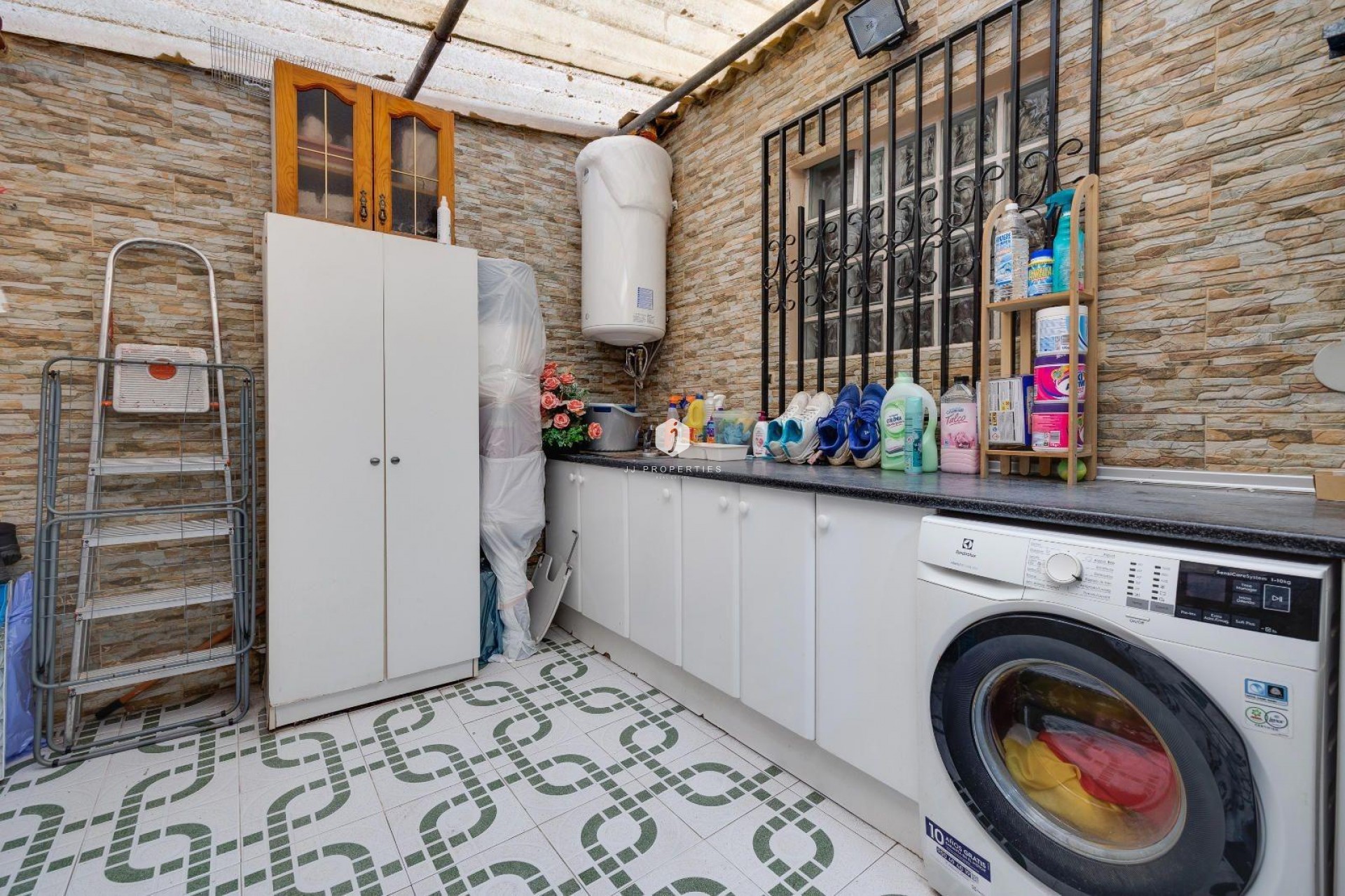 Z drugiej ręki - Mieszkanie w bloku -
Torrevieja - Centro