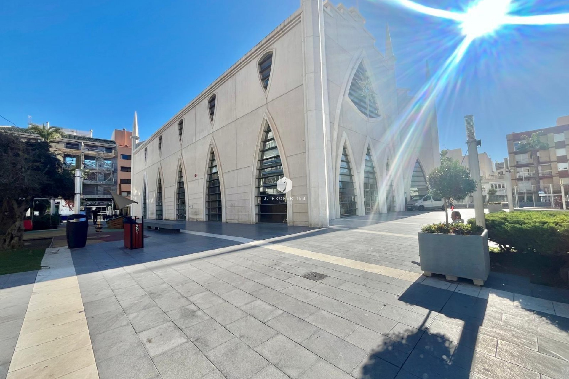 Z drugiej ręki - Mieszkanie w bloku -
Torrevieja - Centro