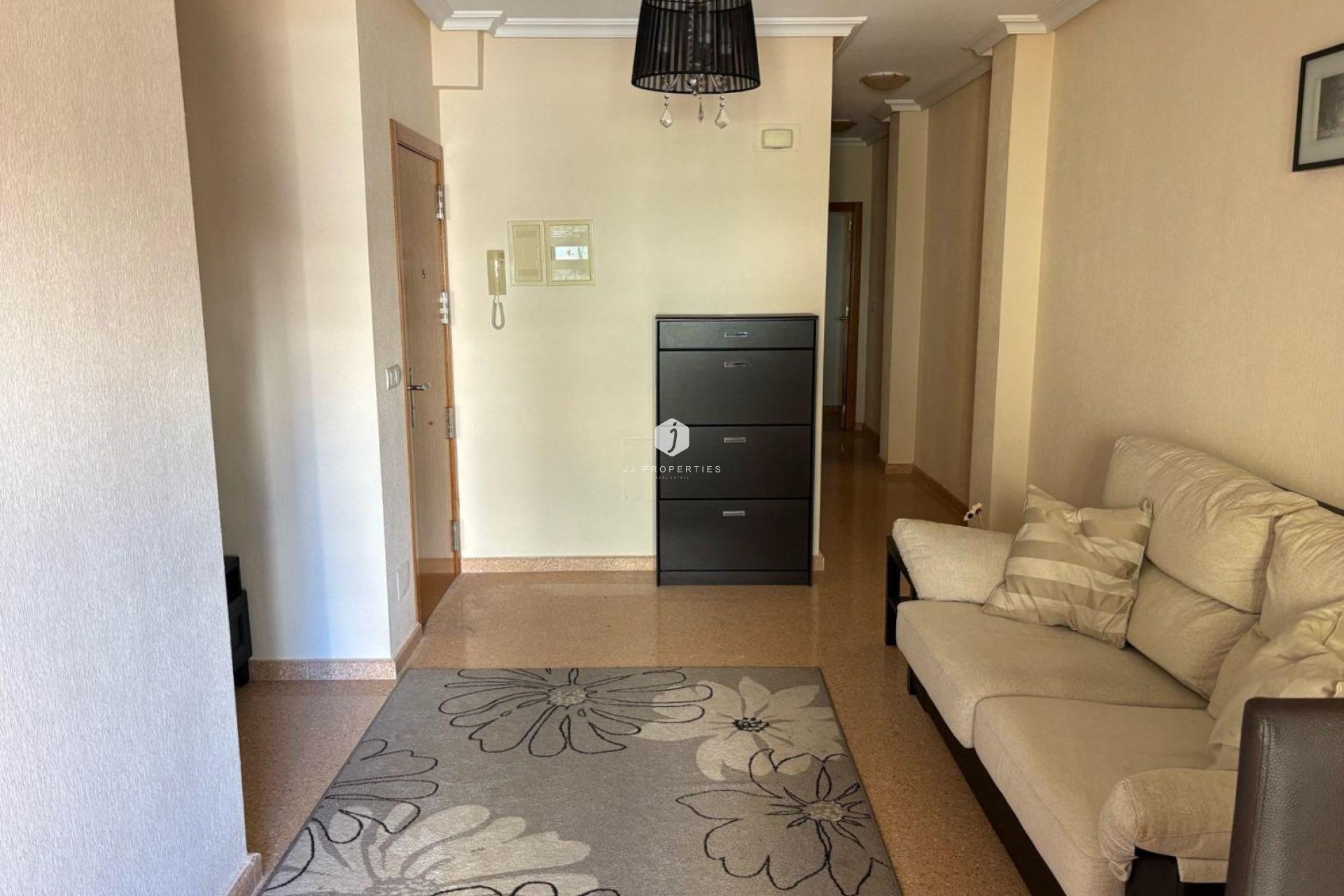 Z drugiej ręki - Mieszkanie w bloku -
Torrevieja - Centro