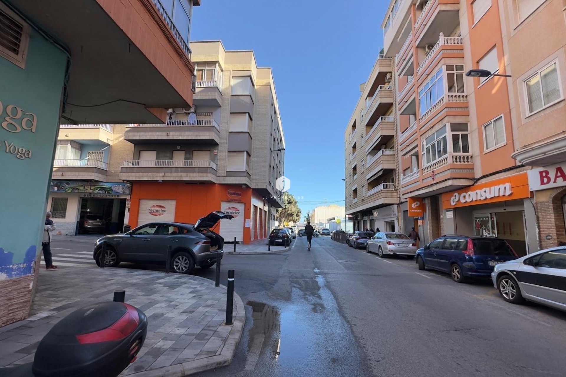 Z drugiej ręki - Mieszkanie w bloku -
Torrevieja - Centro