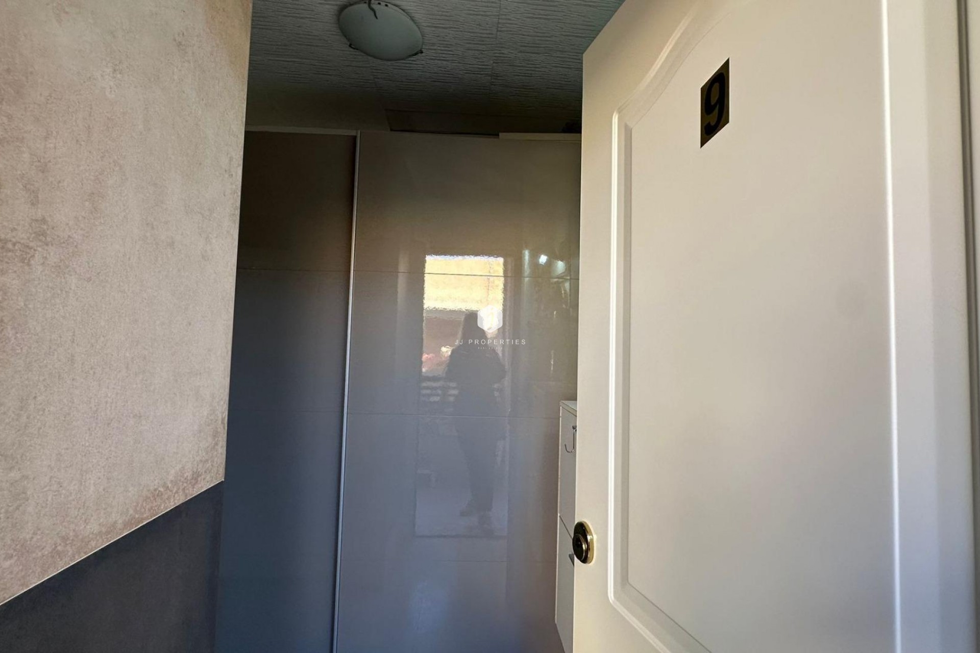 Z drugiej ręki - Mieszkanie w bloku -
Torrevieja - Centro