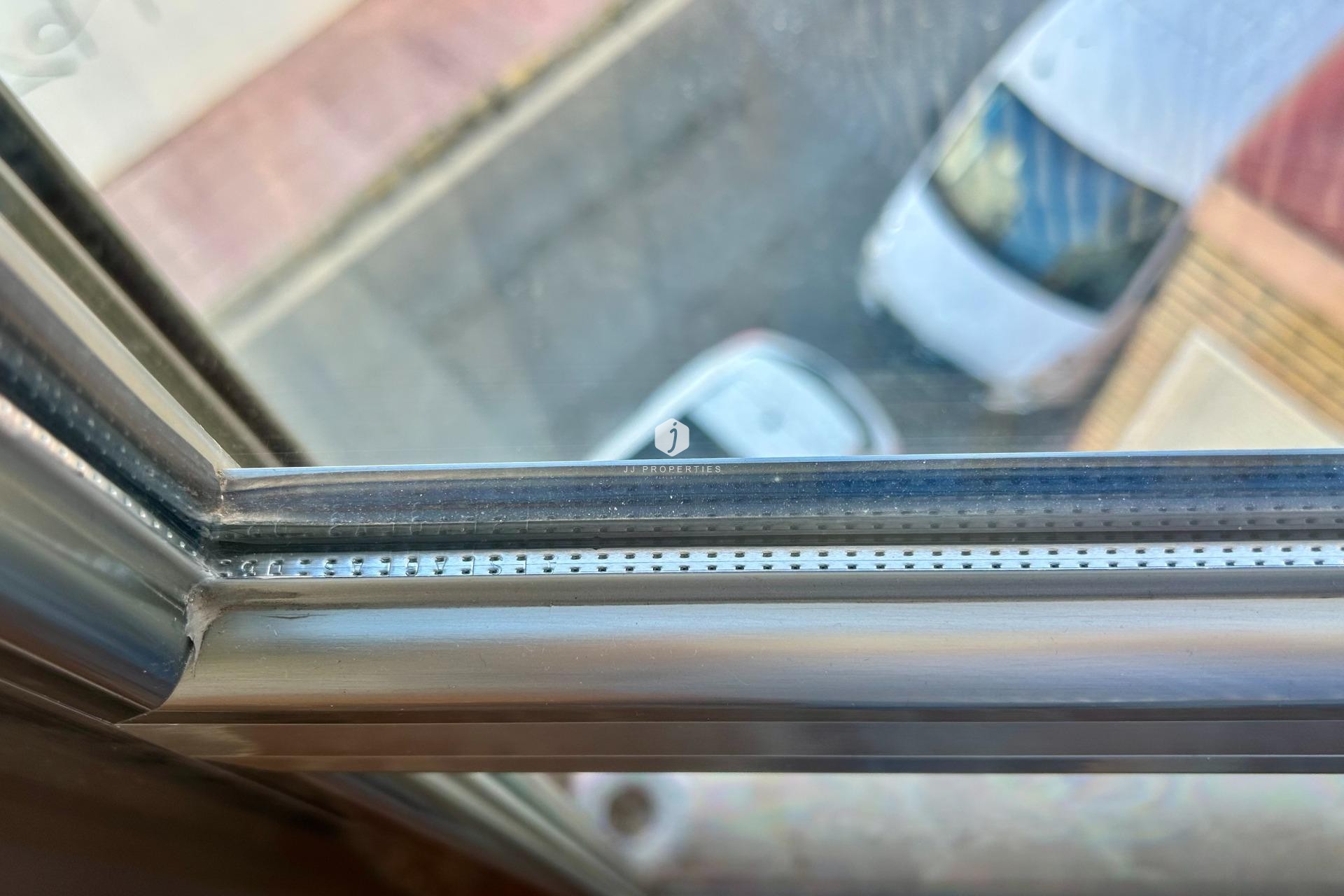 Z drugiej ręki - Mieszkanie w bloku -
Torrevieja - Centro