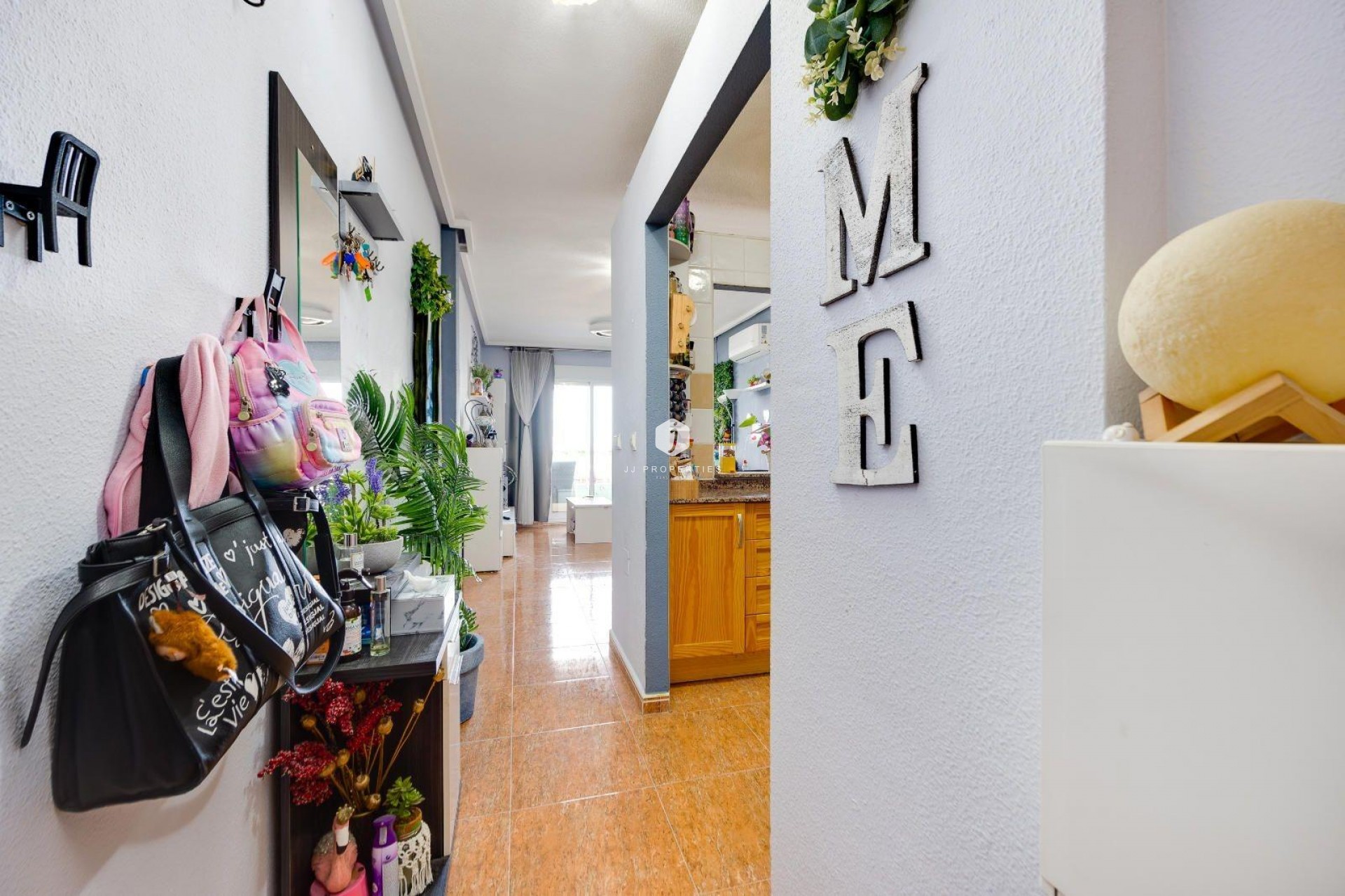 Z drugiej ręki - Mieszkanie w bloku -
Torrevieja - Centro