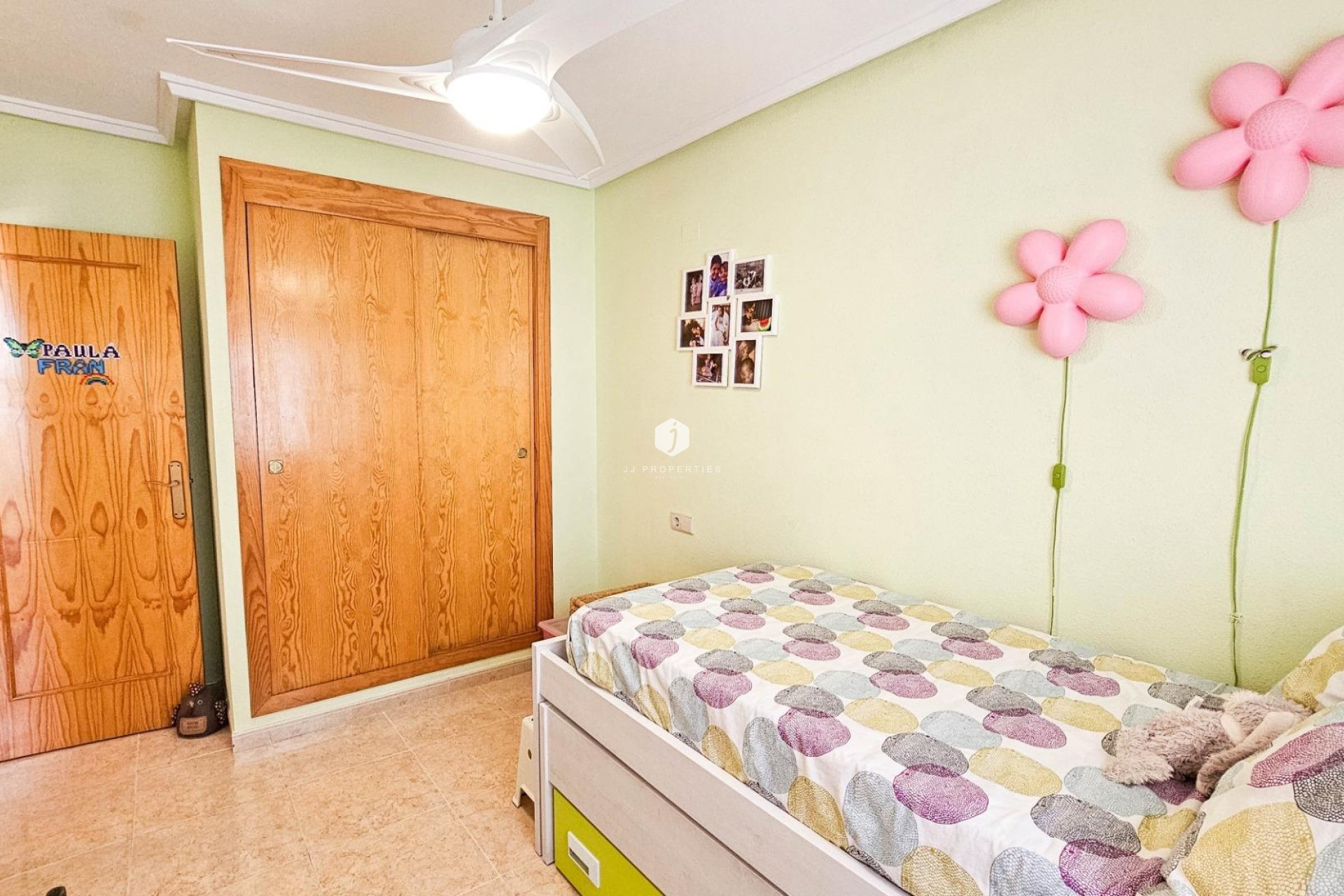 Z drugiej ręki - Mieszkanie w bloku -
Torrevieja - Centro