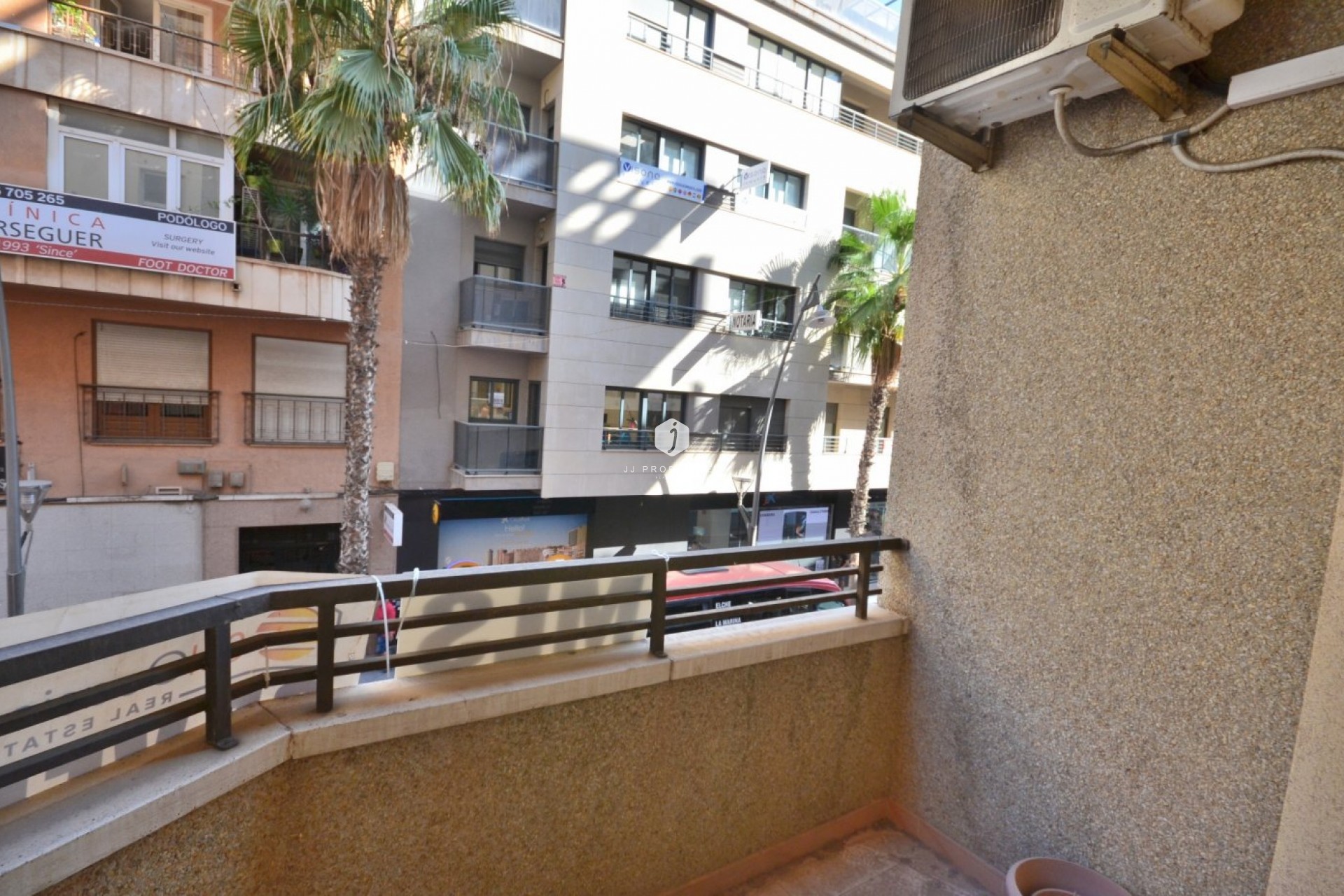 Z drugiej ręki - Mieszkanie w bloku -
Torrevieja - Centro